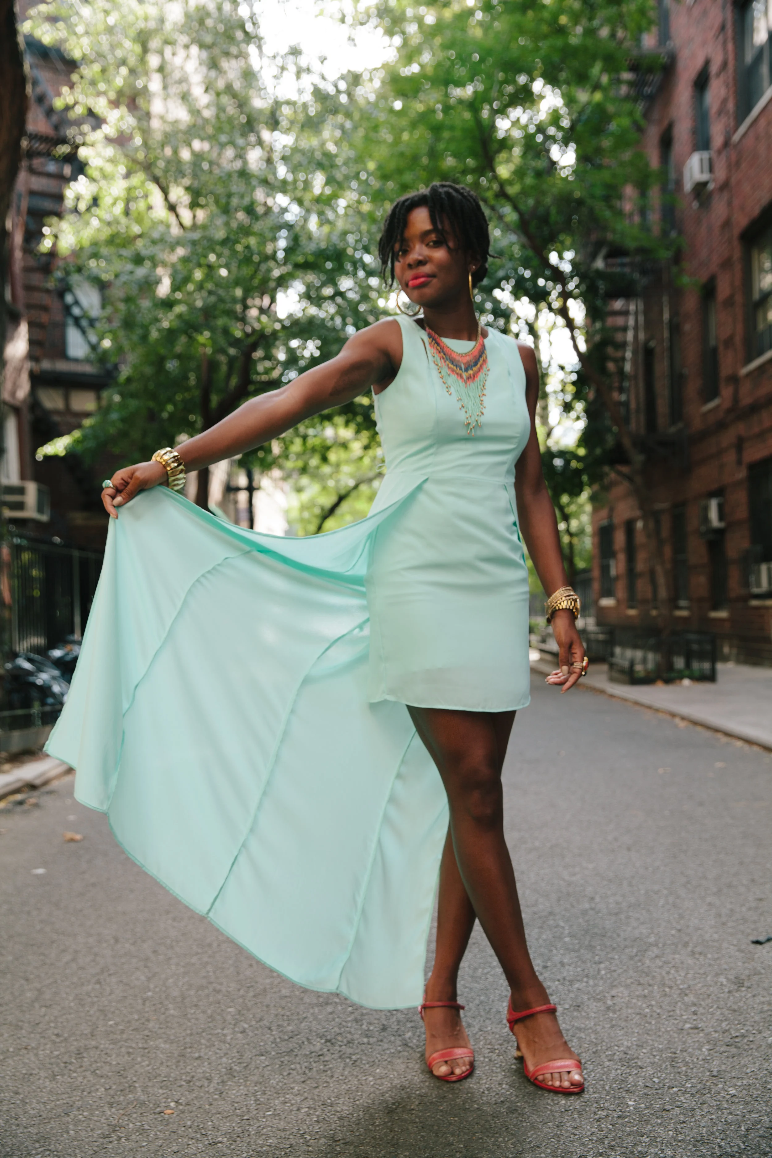 Dress: Bisou Bisou; Shoes: Enzo Angiolini; Necklace: vintage