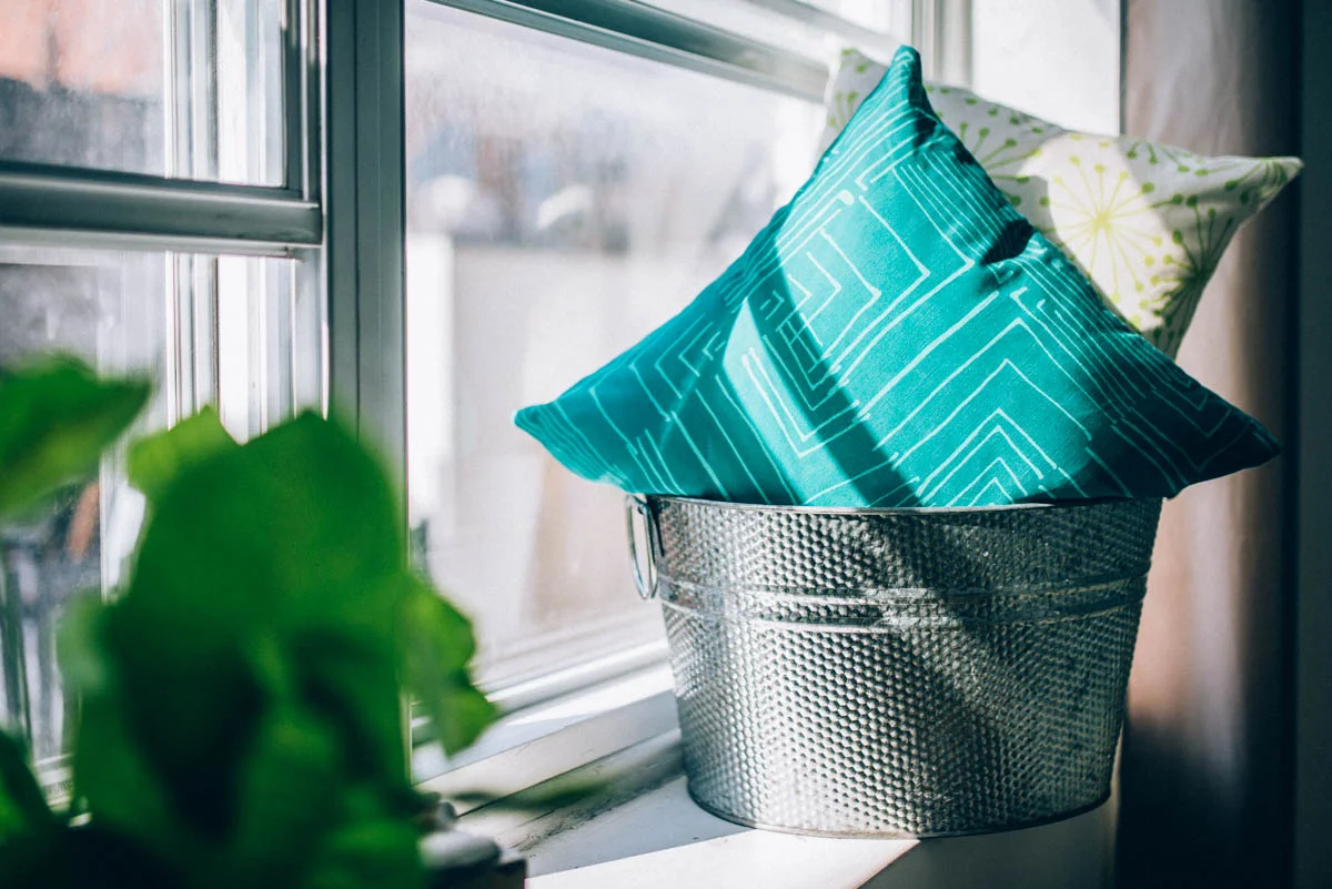 Cushion-Jenny-San-Martin-Design-Shattered-Pounce-Fabric-Window