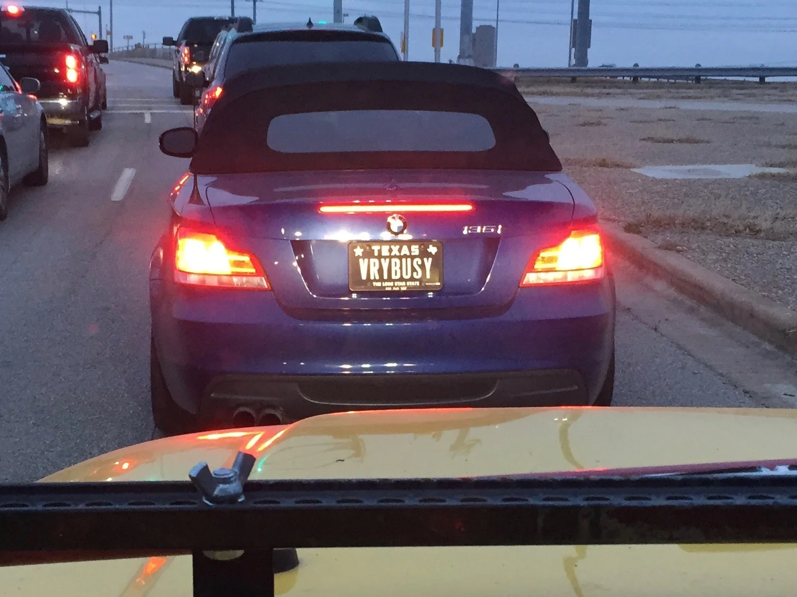 VRYBUSY.jpg