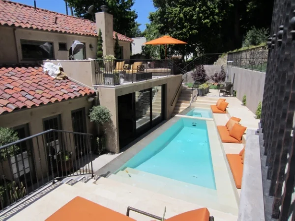  Rear Yard Swimming Pool 