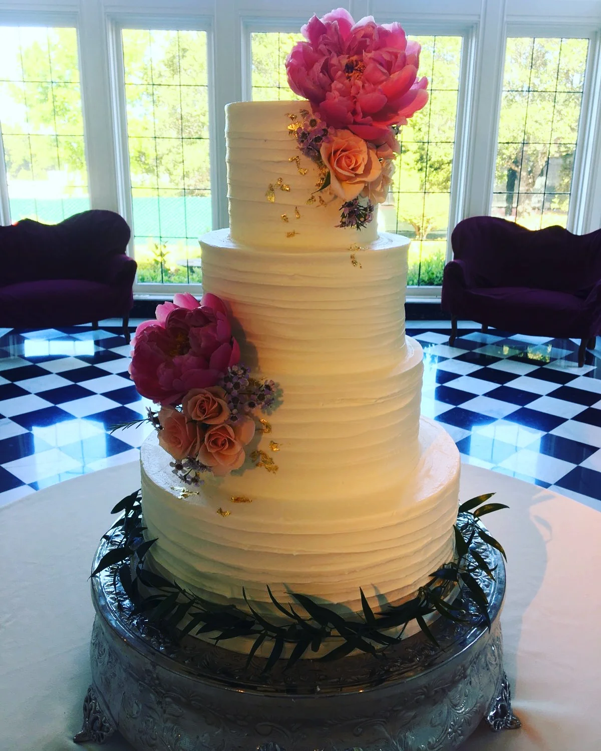 textured buttercream and gold leaf.JPG