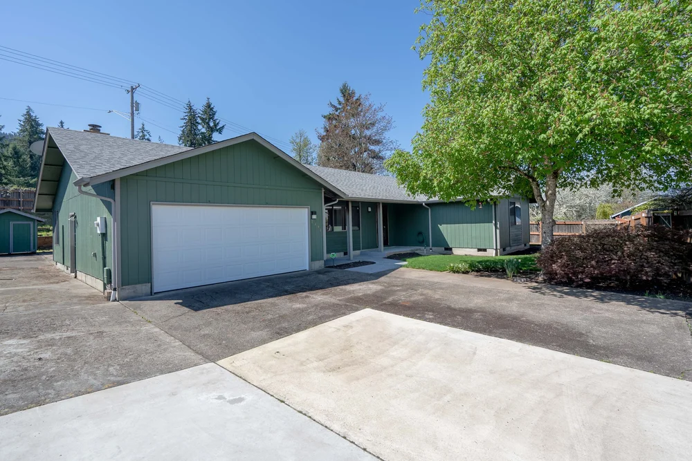 7441 A St in Springfield, sold by JOi Real Estate