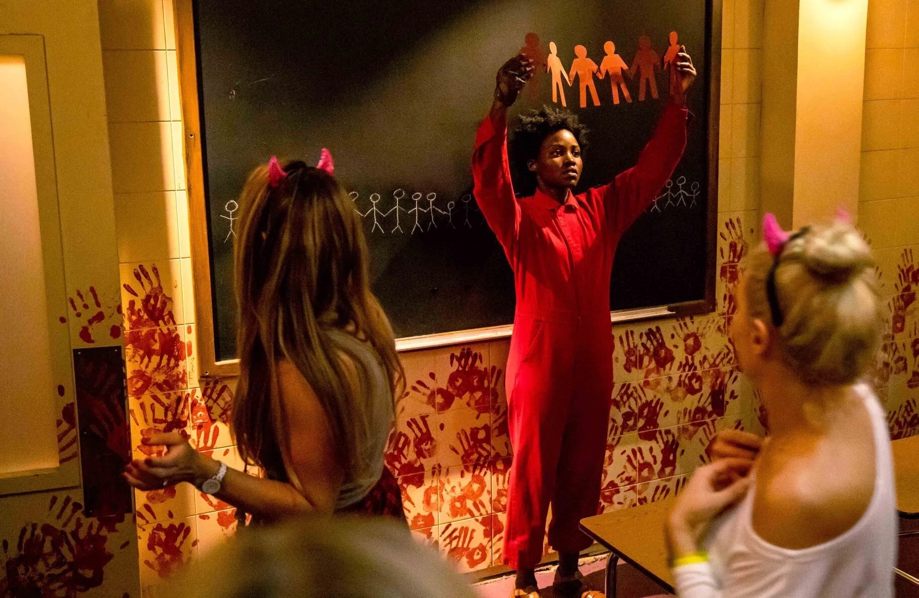 Costume Maintenance &amp; Distressing •Jordan Peele's "Us" Maze • Universal Studios Hollywood • Halloween Horror Nights 2019 •