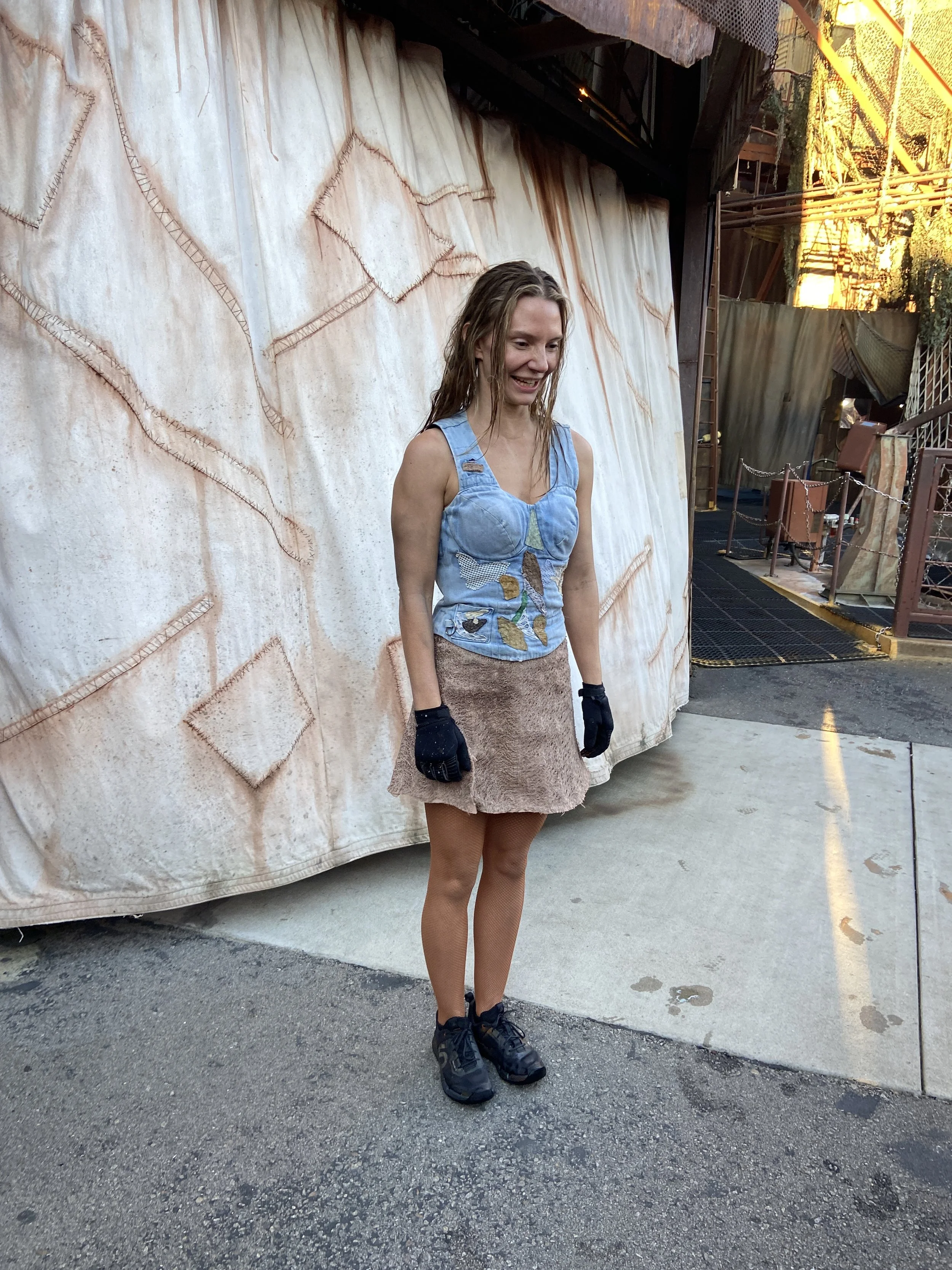 Water World - Helen: Fittings / Cutting /Painting 