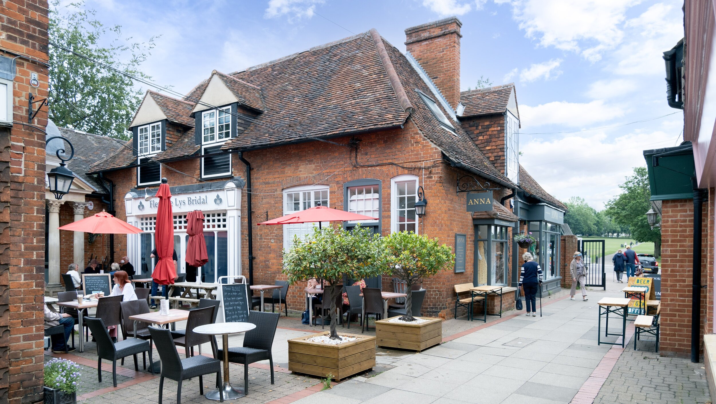 Rose &amp; Crown, Saffron Walden (Copy)