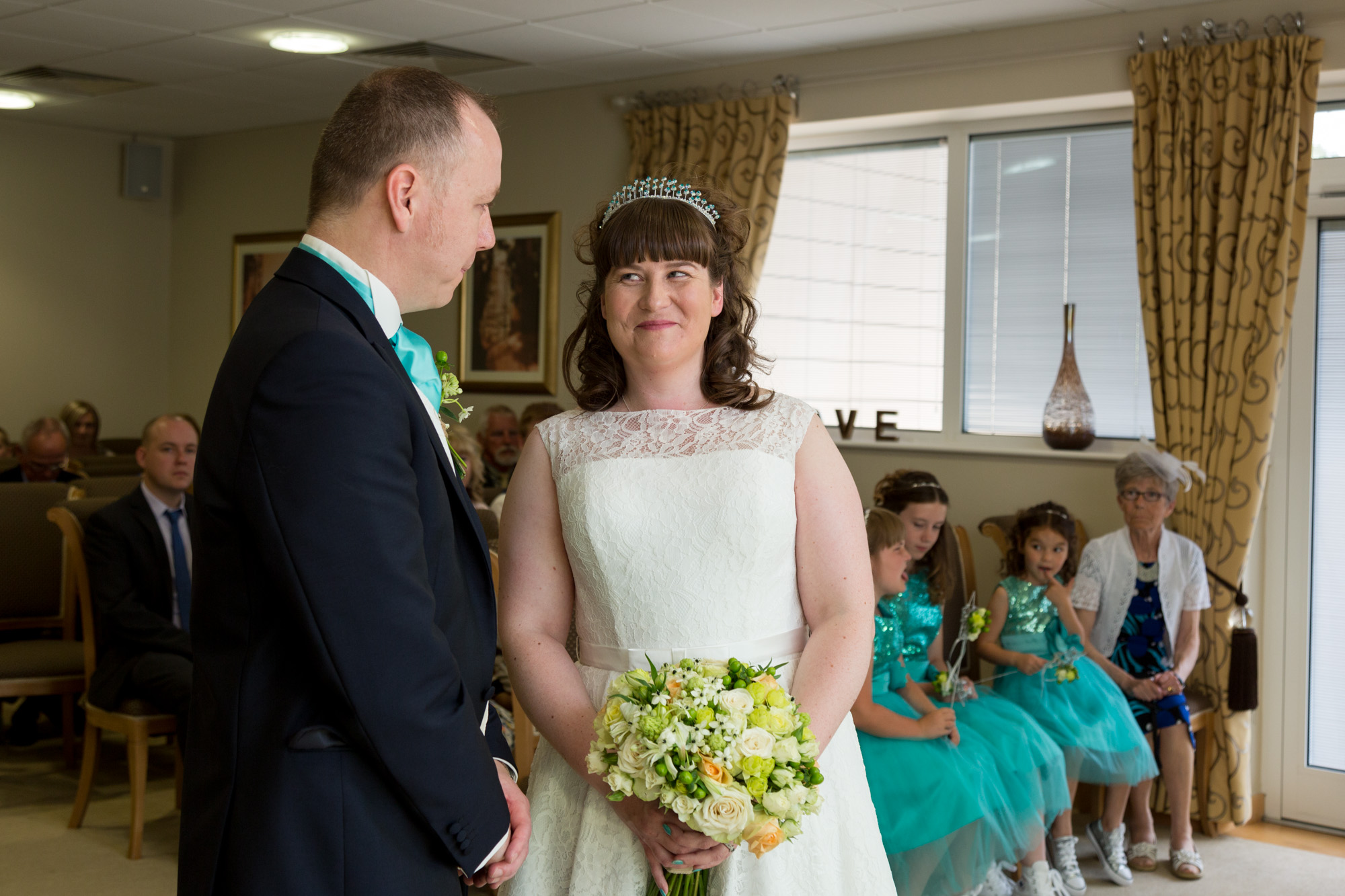 wedding photographer caerphilly, cardiff, penallta registry office
