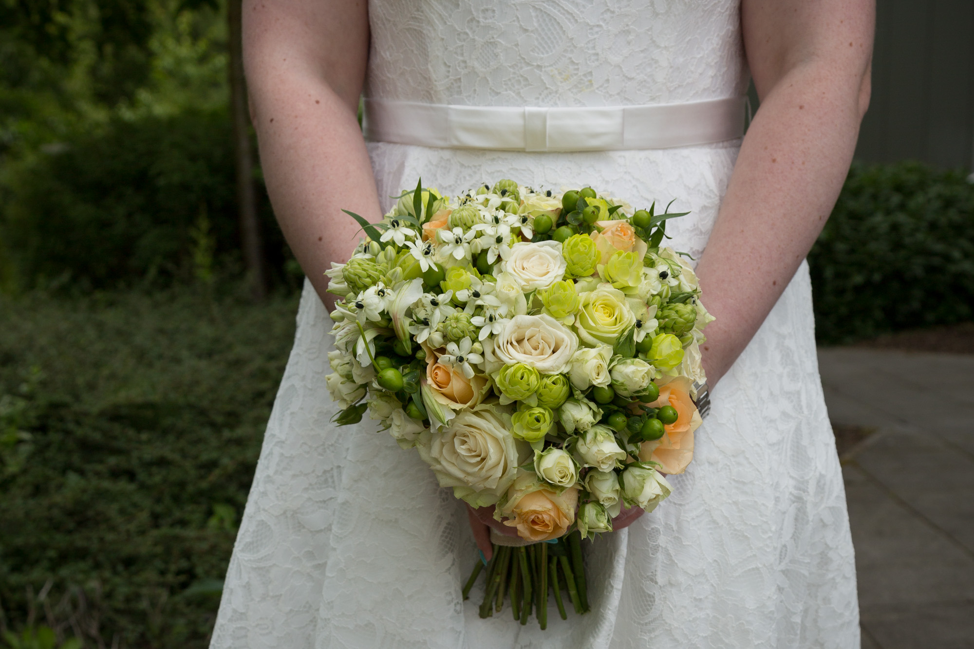 wedding photographer caerphilly, cardiff, penallta registry office