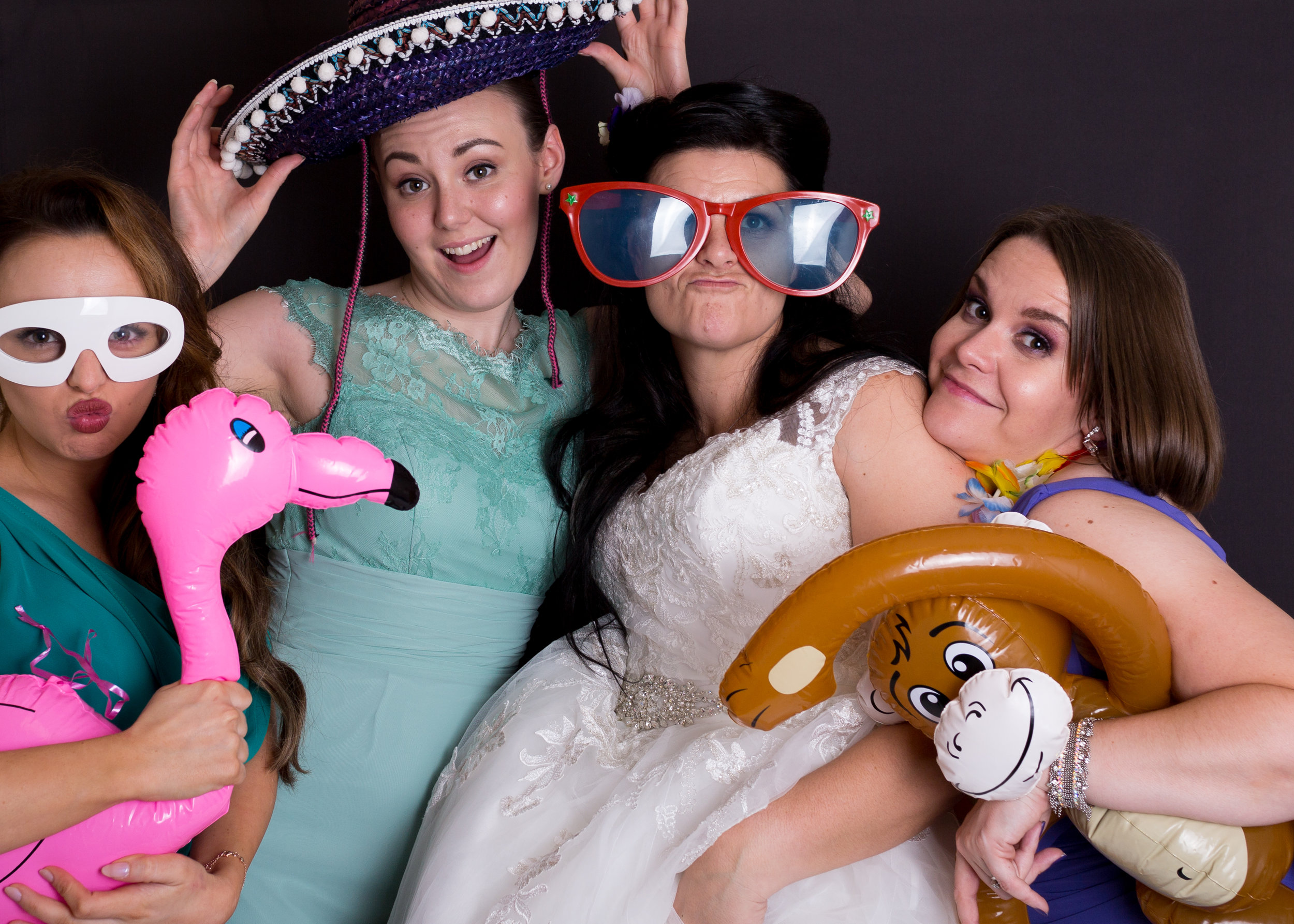 wedding photographer providing a Photo Booth, south wales