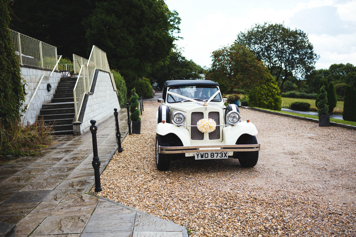 wedding car at The New House Country Hotel, Thornhill, Cardiff by south wales wedding photographer photos