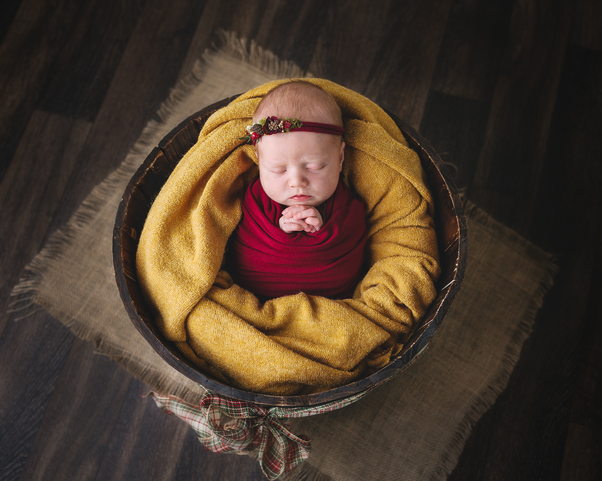 newborn and baby photographer caerphilly near cardiff south wales