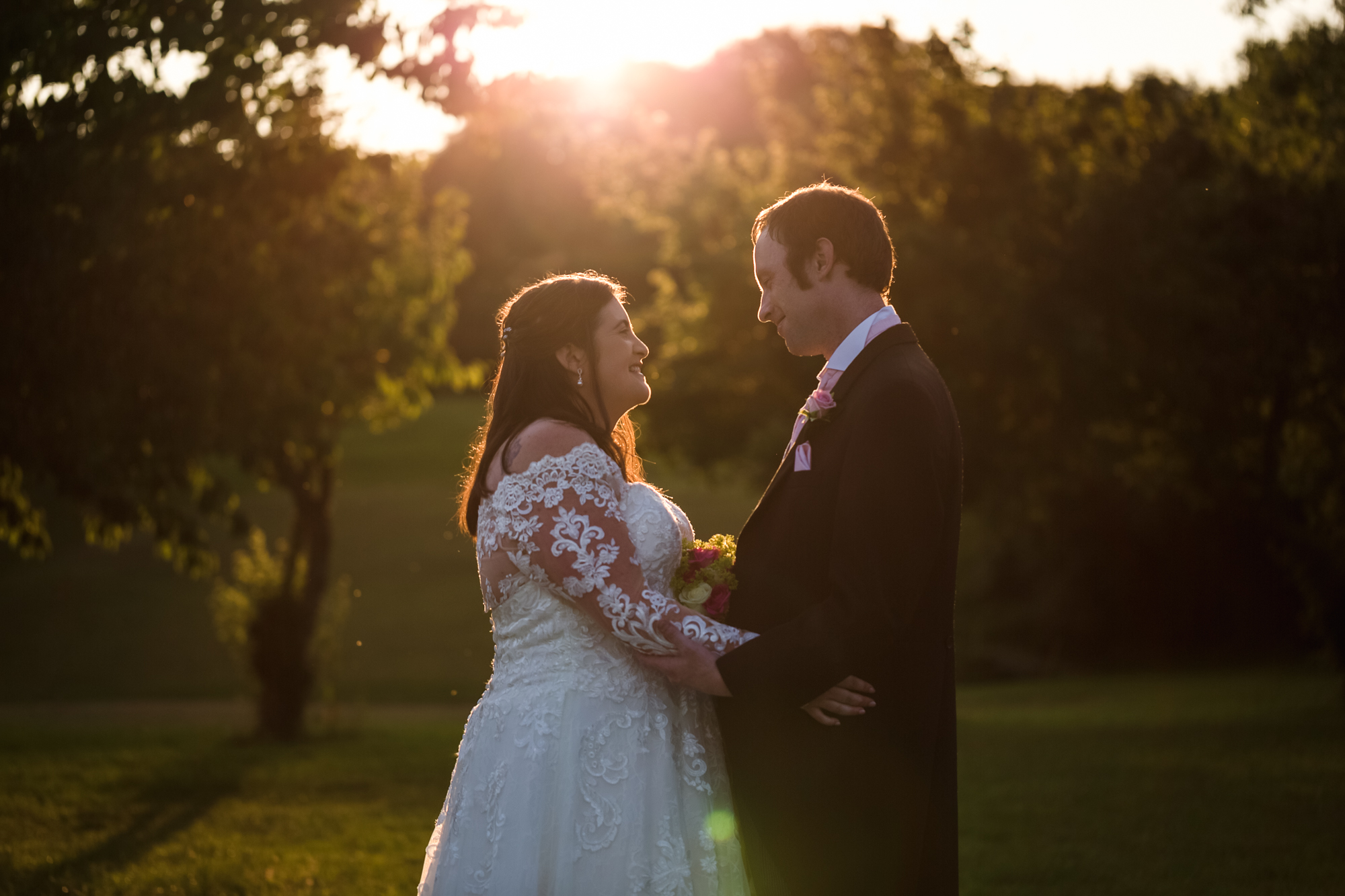Bride and groom sunset portraits at Ridgeway golf club, Thornhill, Caerphilly Mountain