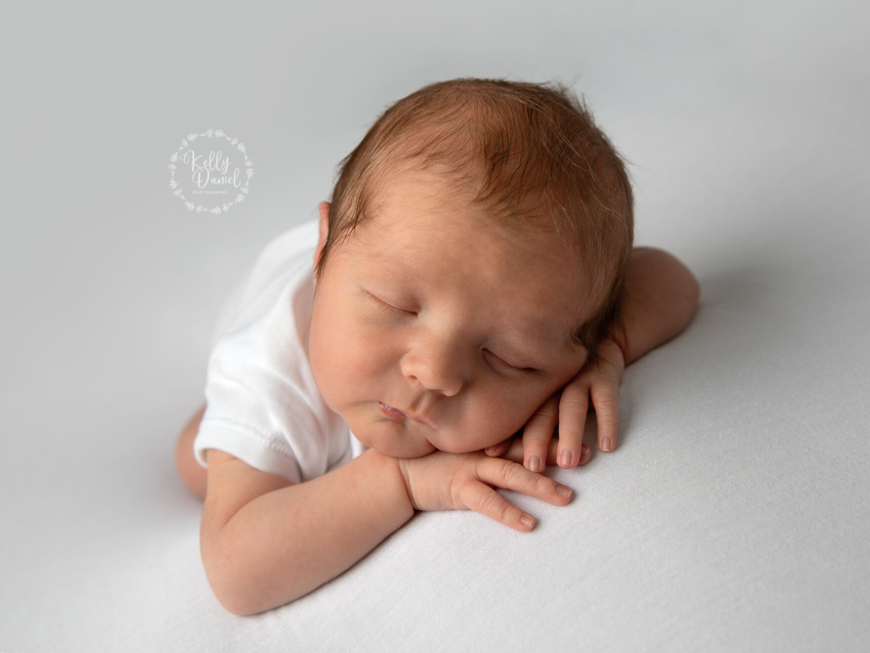 newborn photographer south wales, caerphilly, cardiff