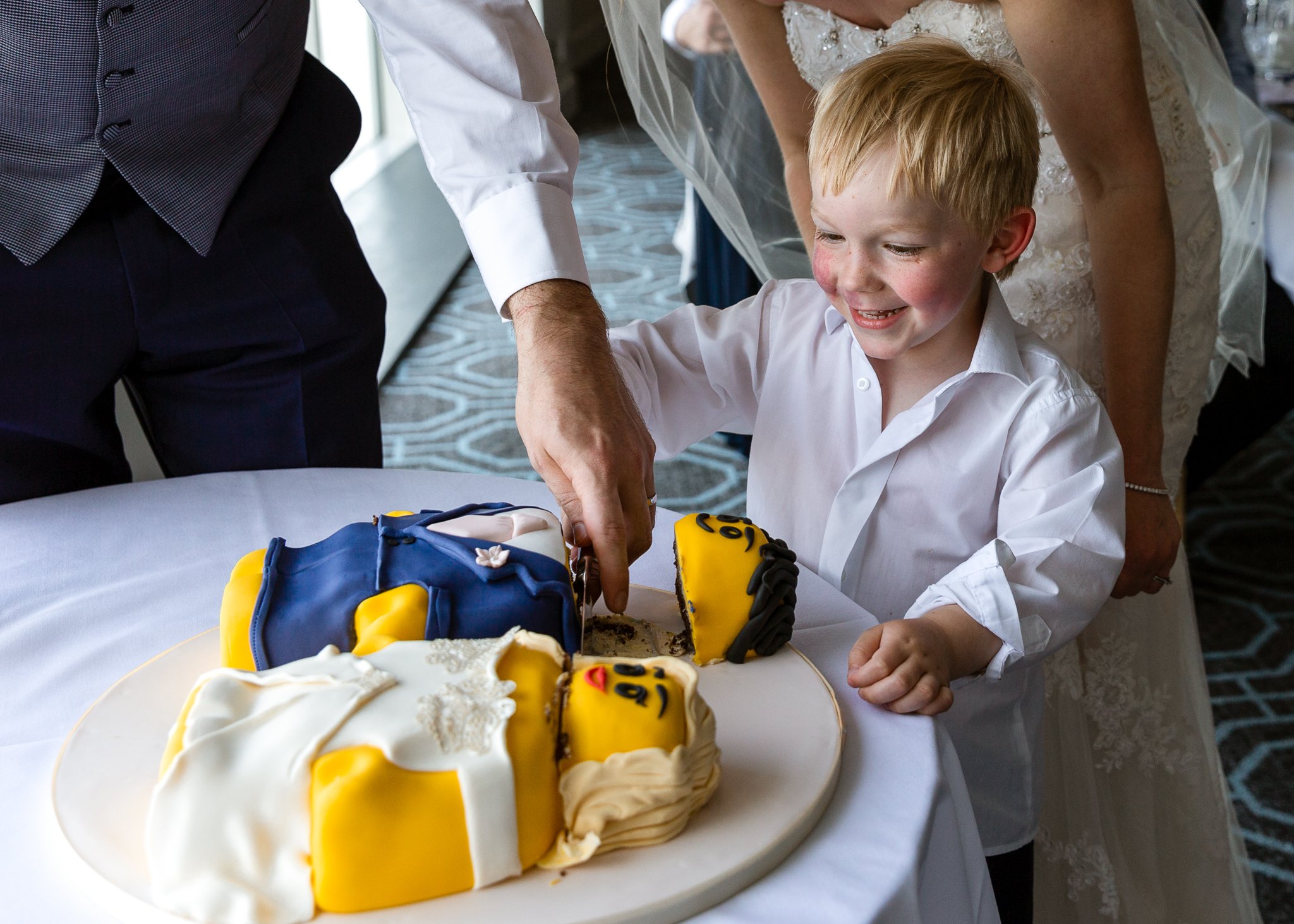lego cake cutting at wedding st davids hotel cardiff bay