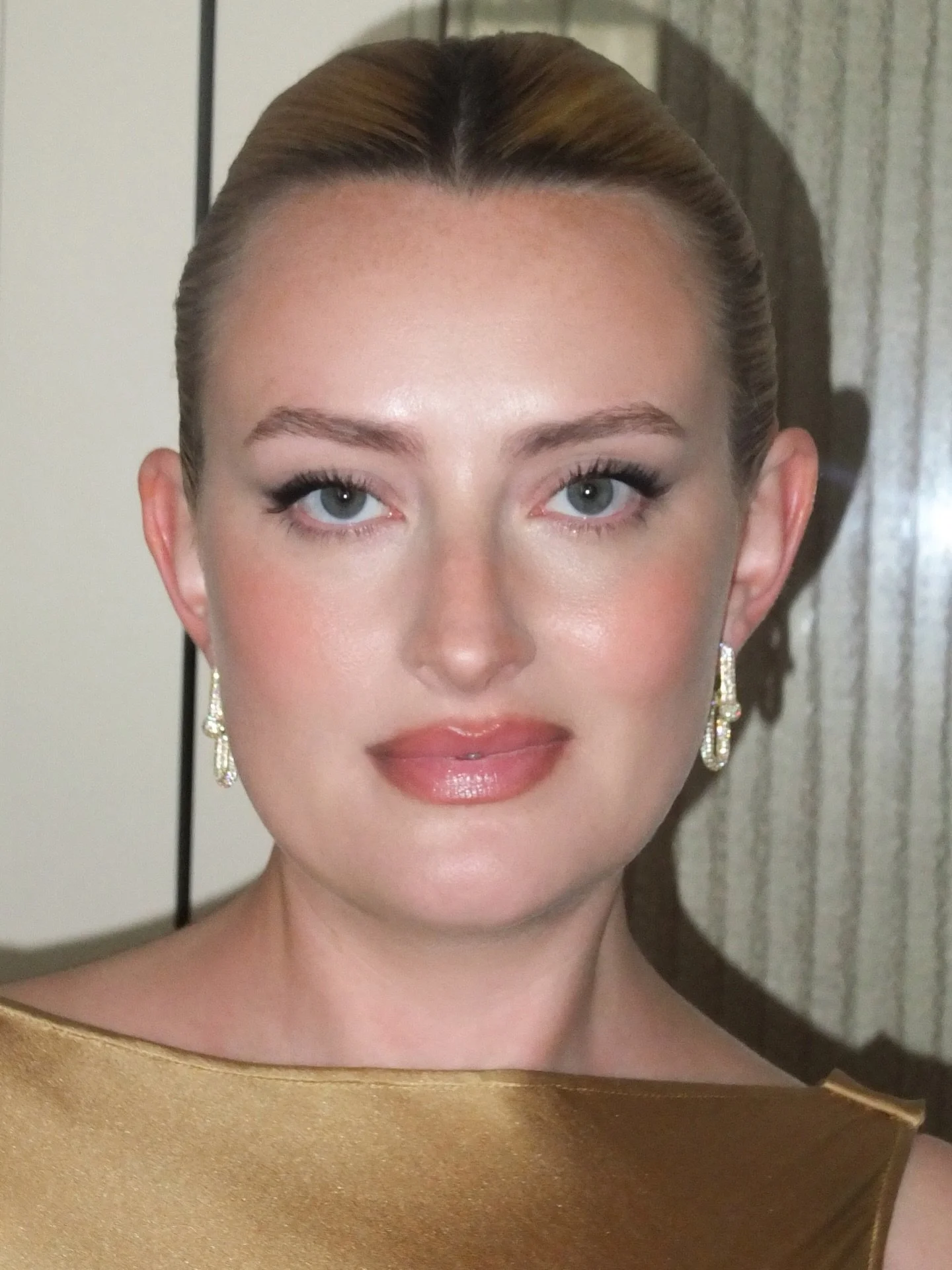 Movie star makeup for freshly minted movie star @ameliadimz ⭐️ at the premiere of The Devil Wears Prada 2 using @milkmakeup 💕

Styled by @chloegriffin 🎀
Hair by @sandrahahnel ✨

Product breakdown

Base -

Hydro Grip Primer
Hydro Grip Gel Tint in sh
