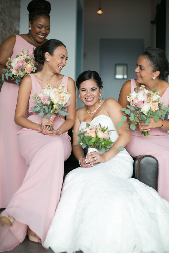 Bridesmaids -My moon-Brooklyn-weddings.jpg