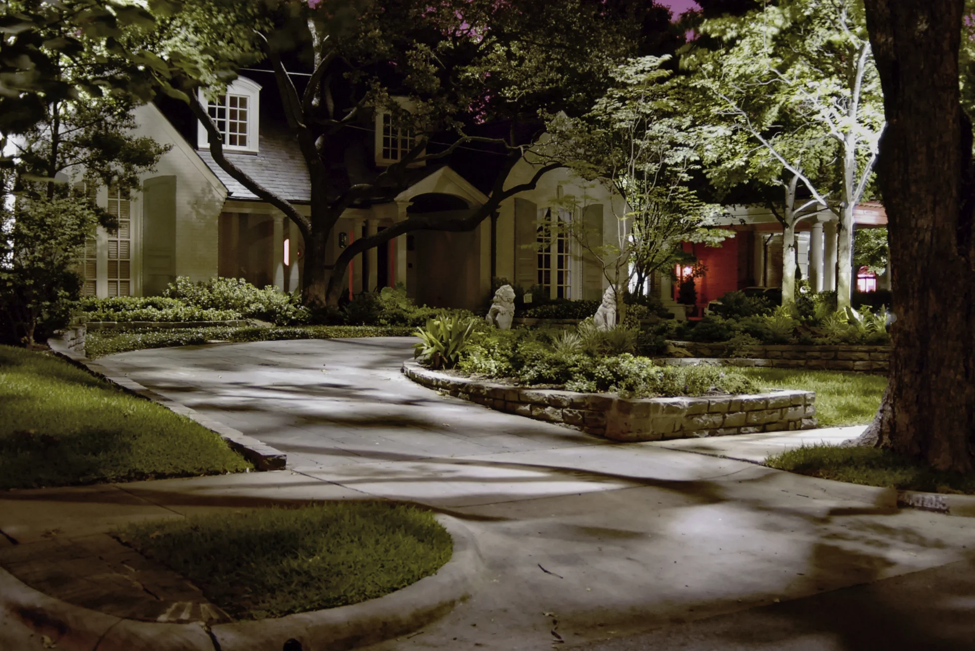 Colonial Moonlight