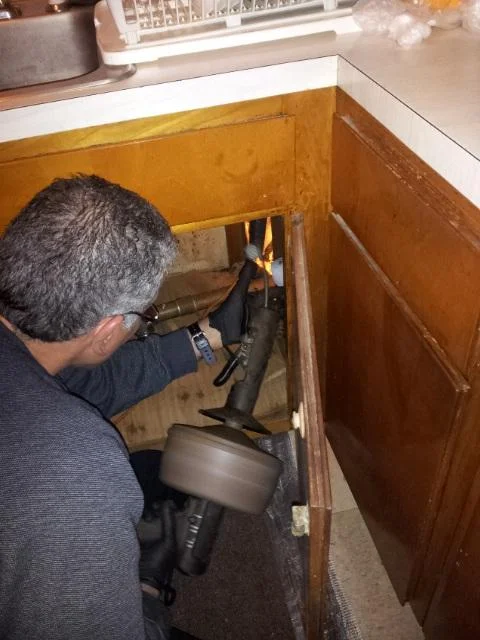 Cleaning-the-pipe1.jpg