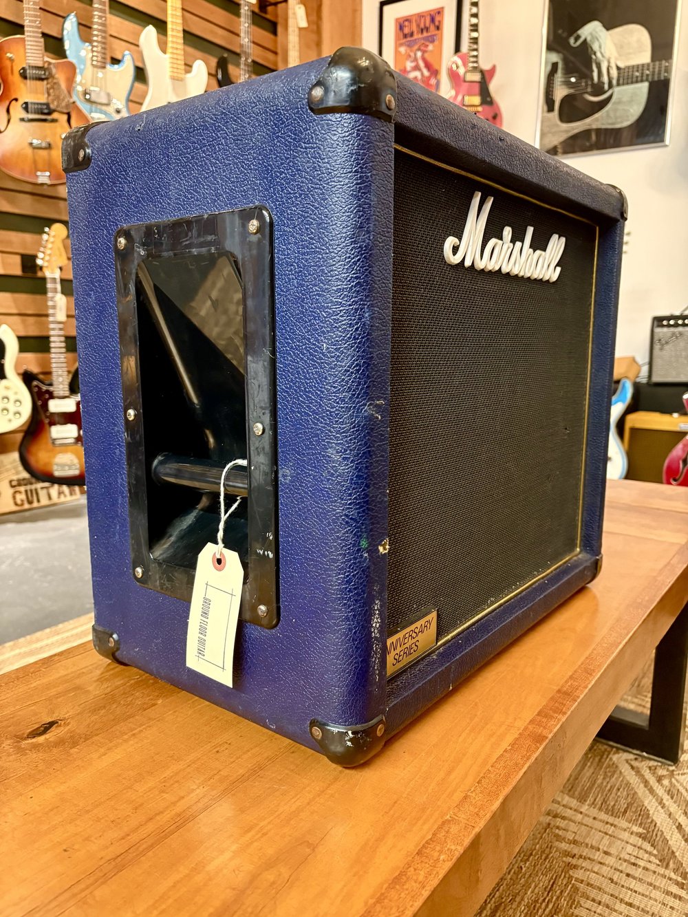 Marshall Model 6912 30th Anniversary, 1x12 Cabinet — Ground Floor Marshall Model 6912 30th Anniversary, 1x12 Cabinet — Ground Floor