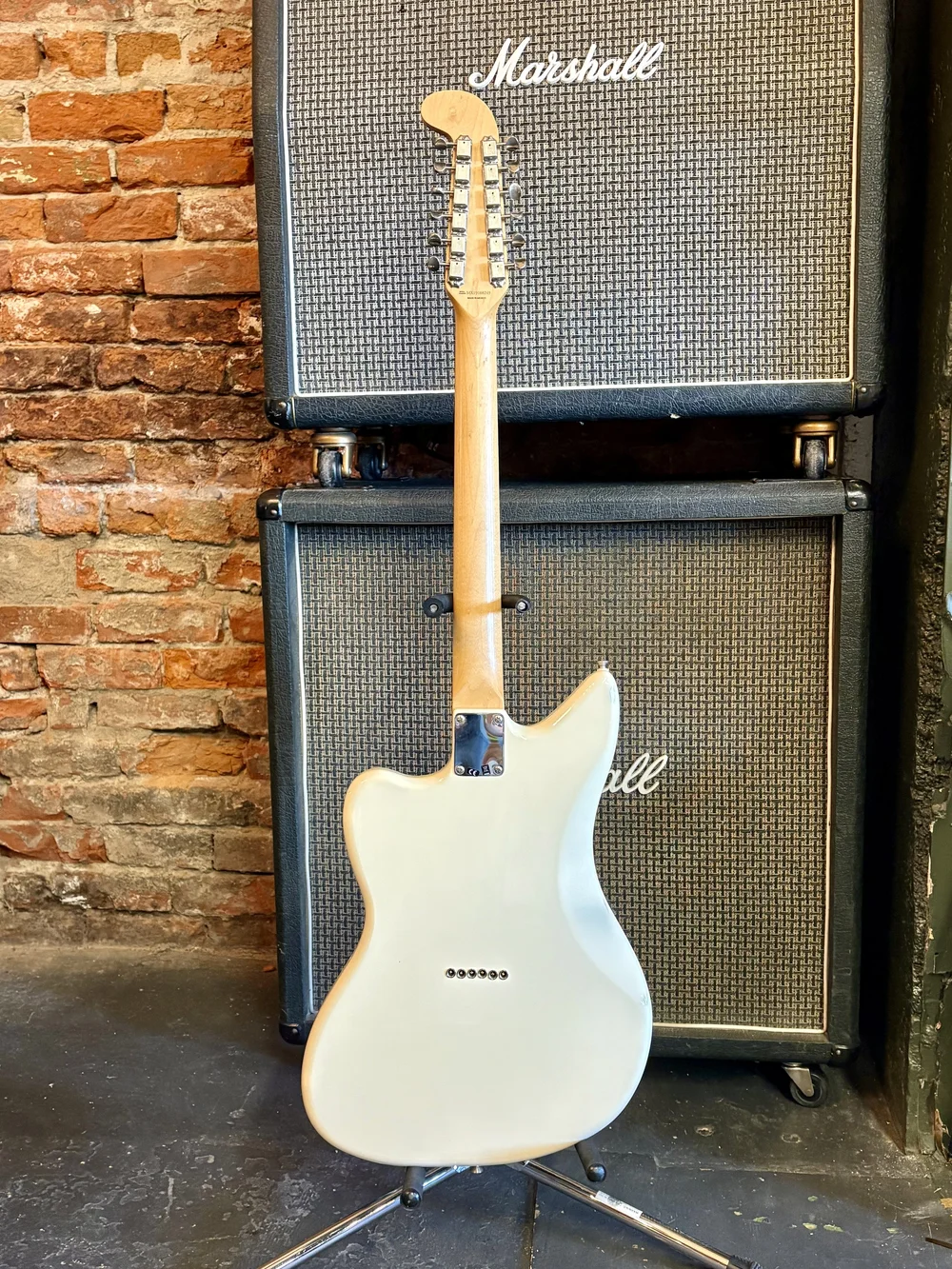 Fender Alternate Reality Series Electric XII (pre-owned) — Ground
