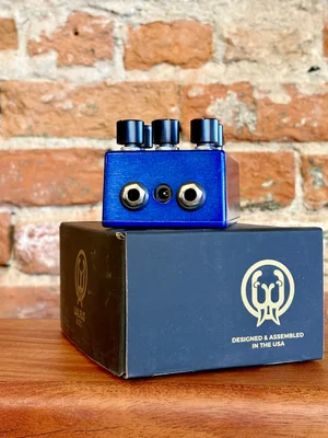 Walrus Audio Slö Multi-Texture Reverb — Ground Floor Guitar