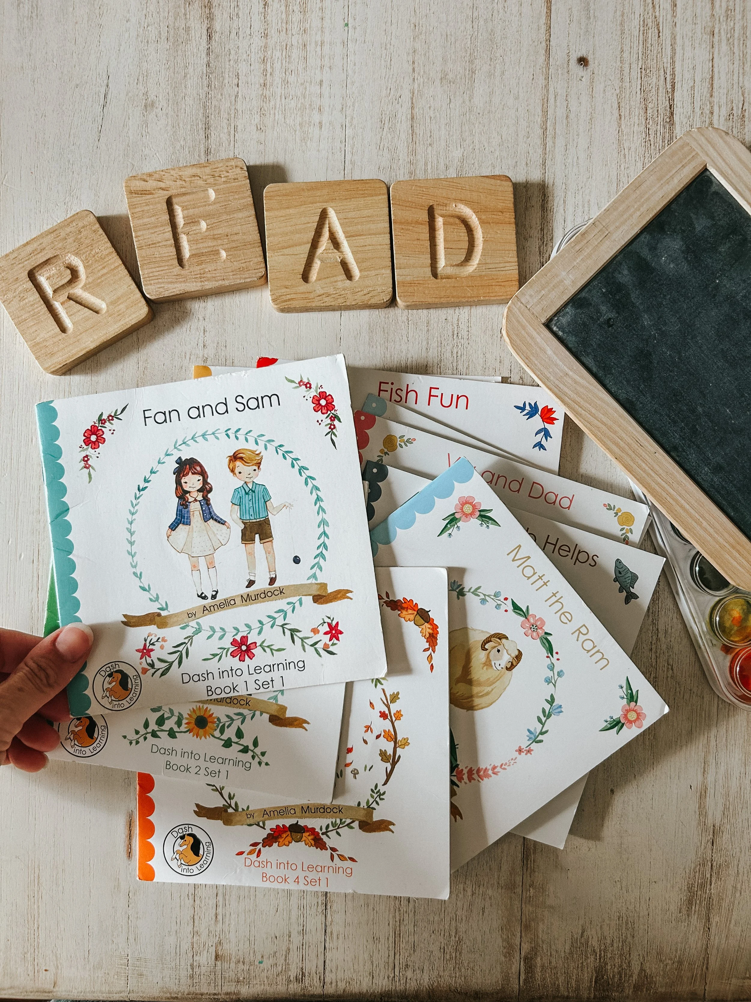 My Favorite Items for Homeschooling Beginner Readers 