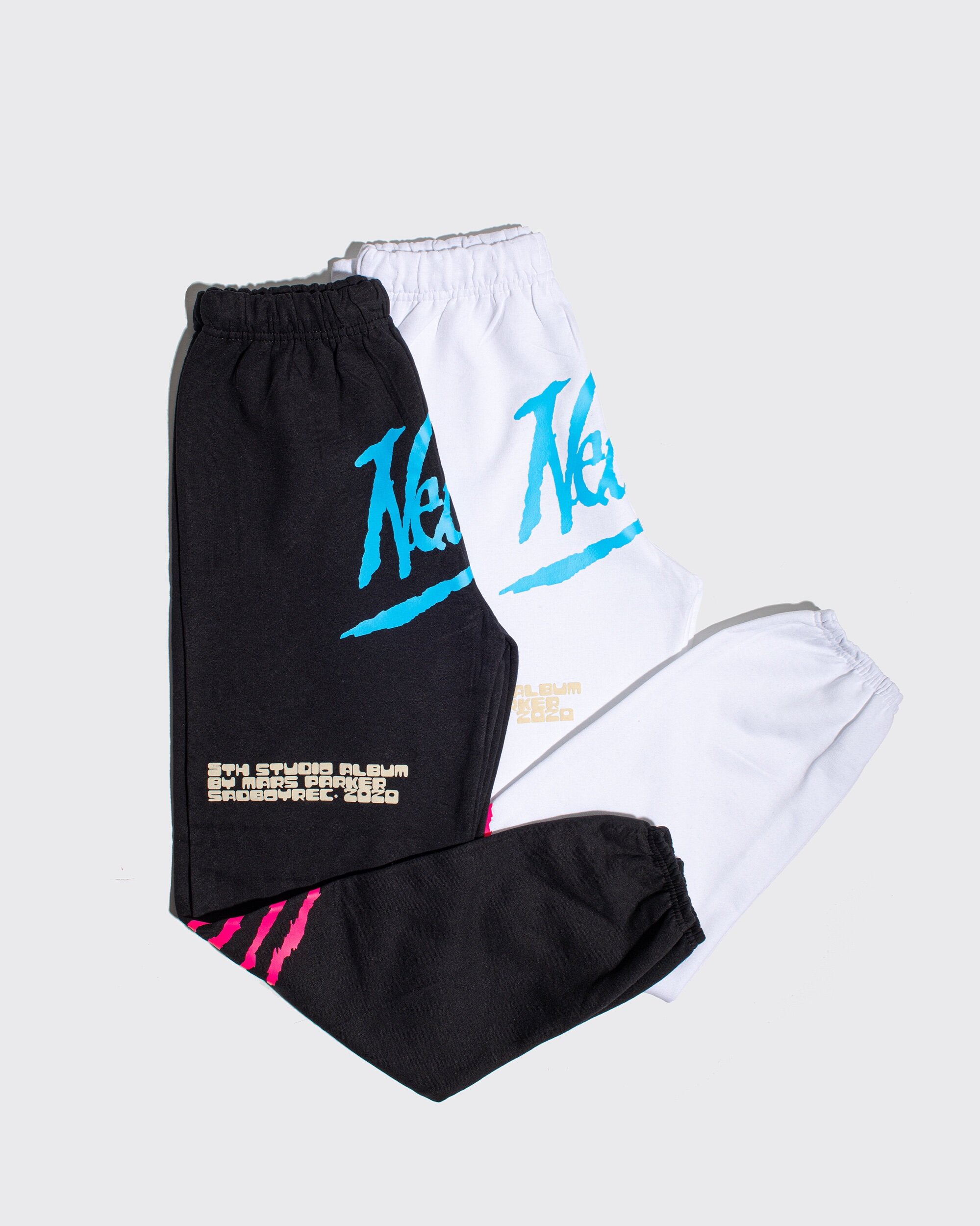 92E5374E-B925-4FC5-BD00-BC4E01EC1AD3