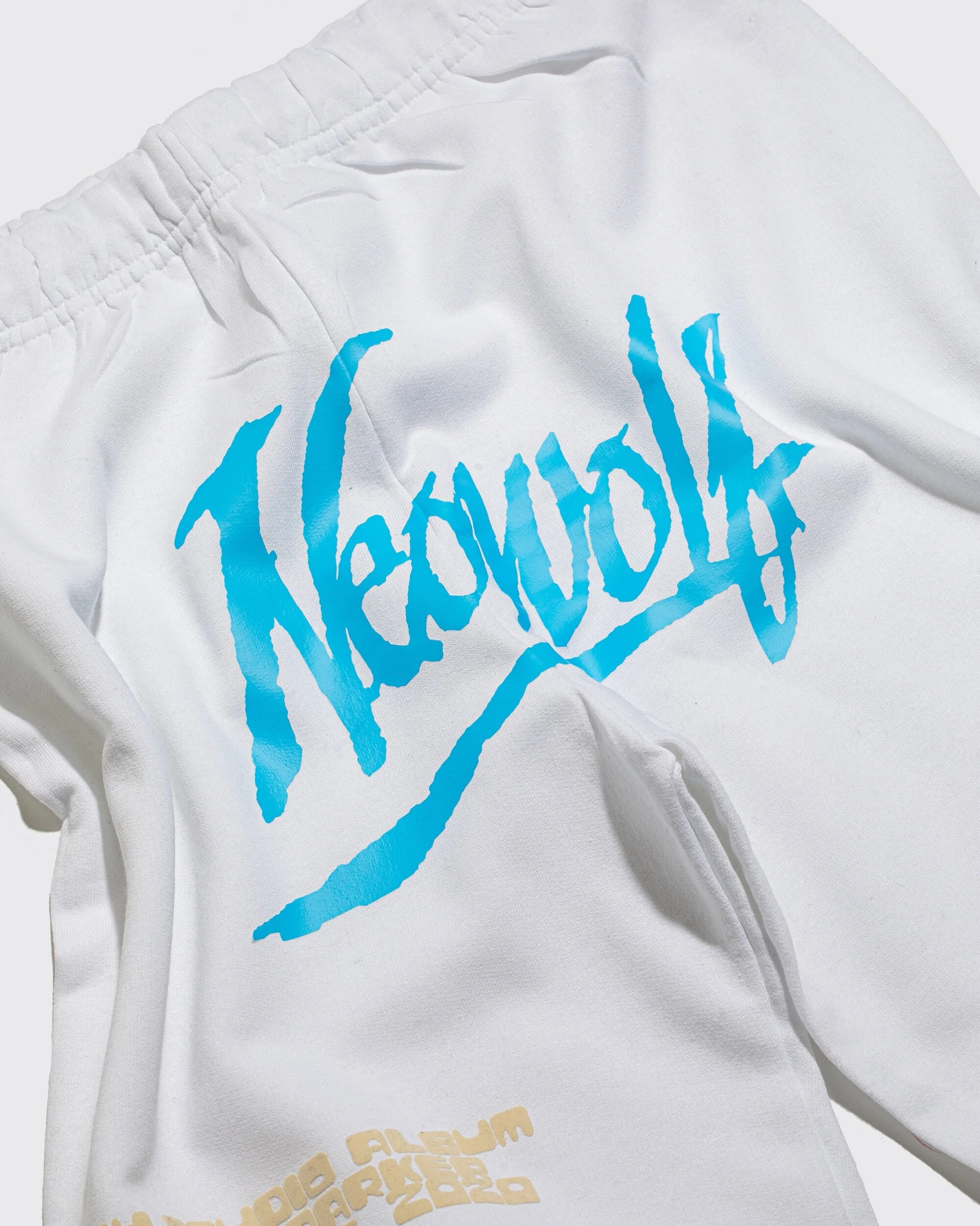 BDA43EC2-D1F2-477D-A29B-E71B933A91F4