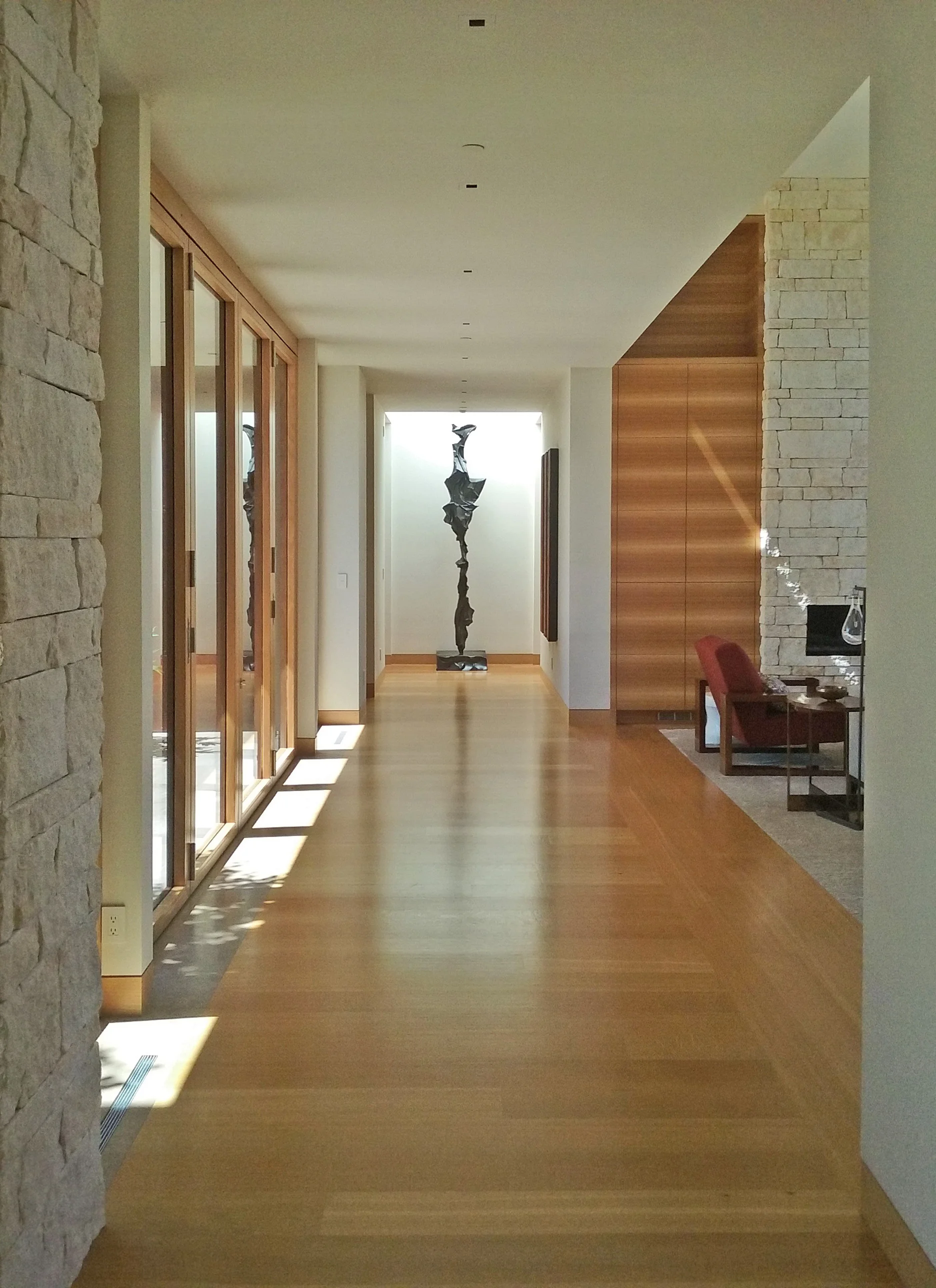 Inox_Hall_Retouched.jpg