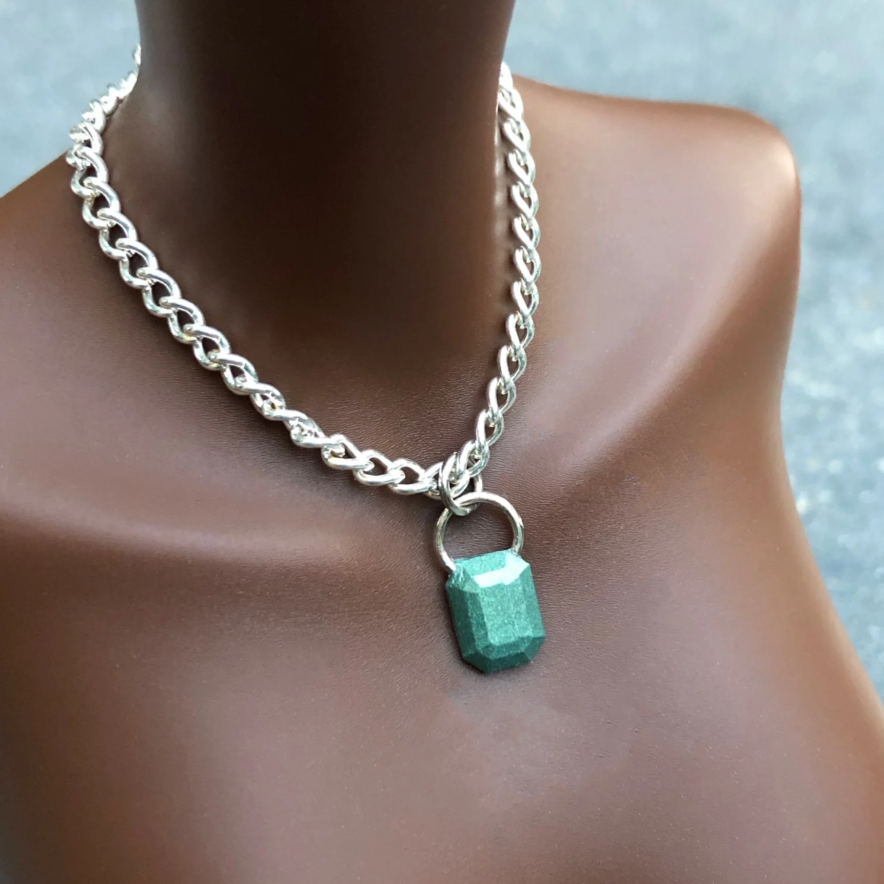 Resin Necklace Green Emerald