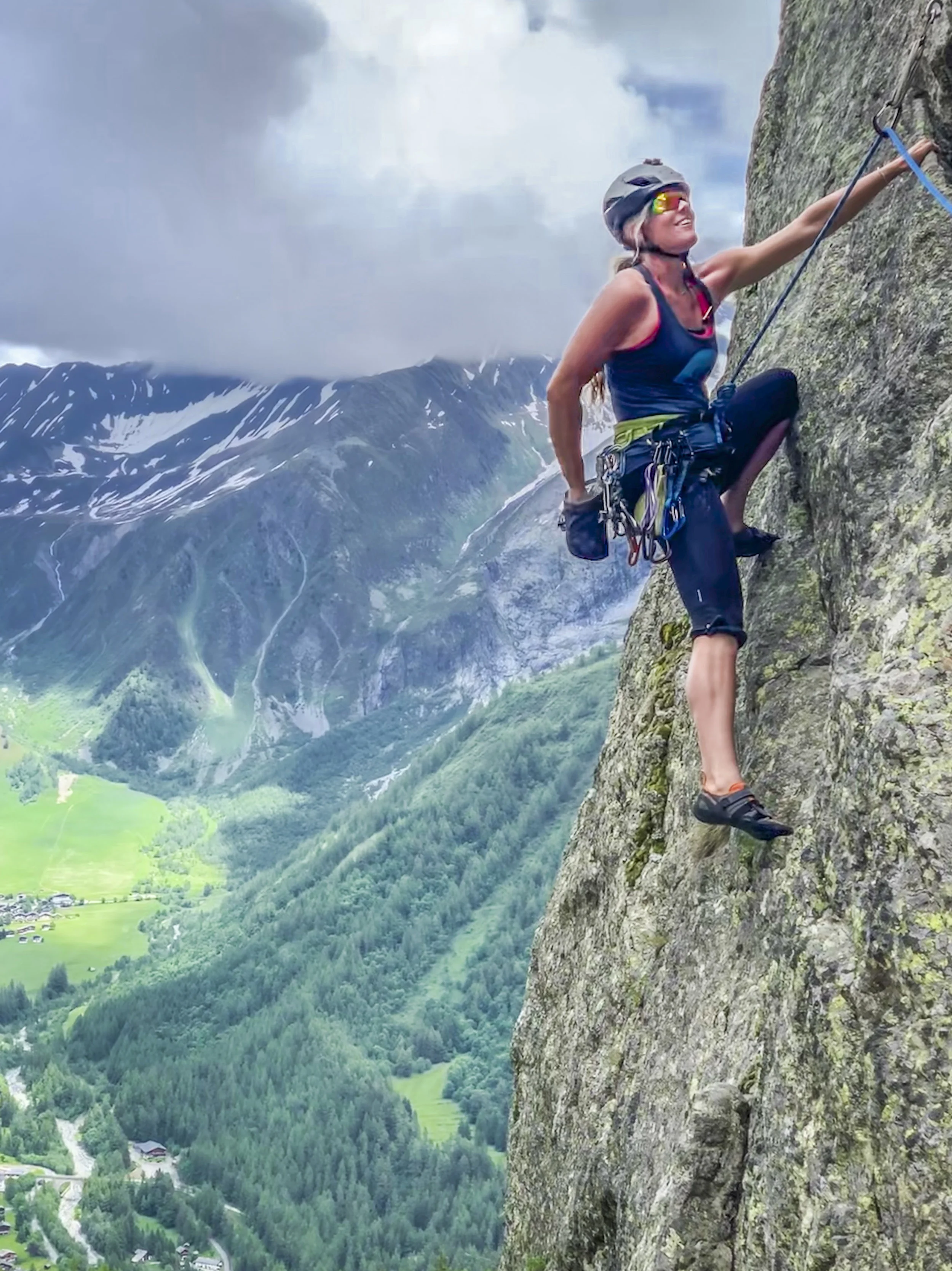 Enjoying what may just be the world’s second-most photogenic 5.4 on the Aiguillette d’Argentiere