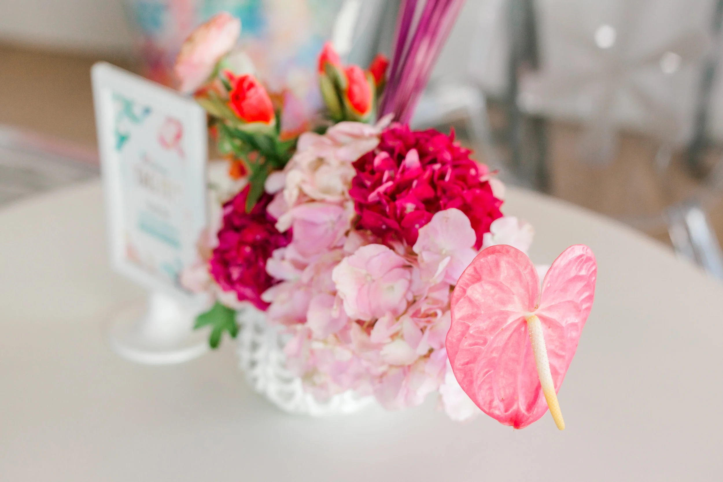 Blooms by Lindy Floral were a nice touch to the event and made for the perfect spring touch, along with the wrapped blooms that we gave to our attendees.