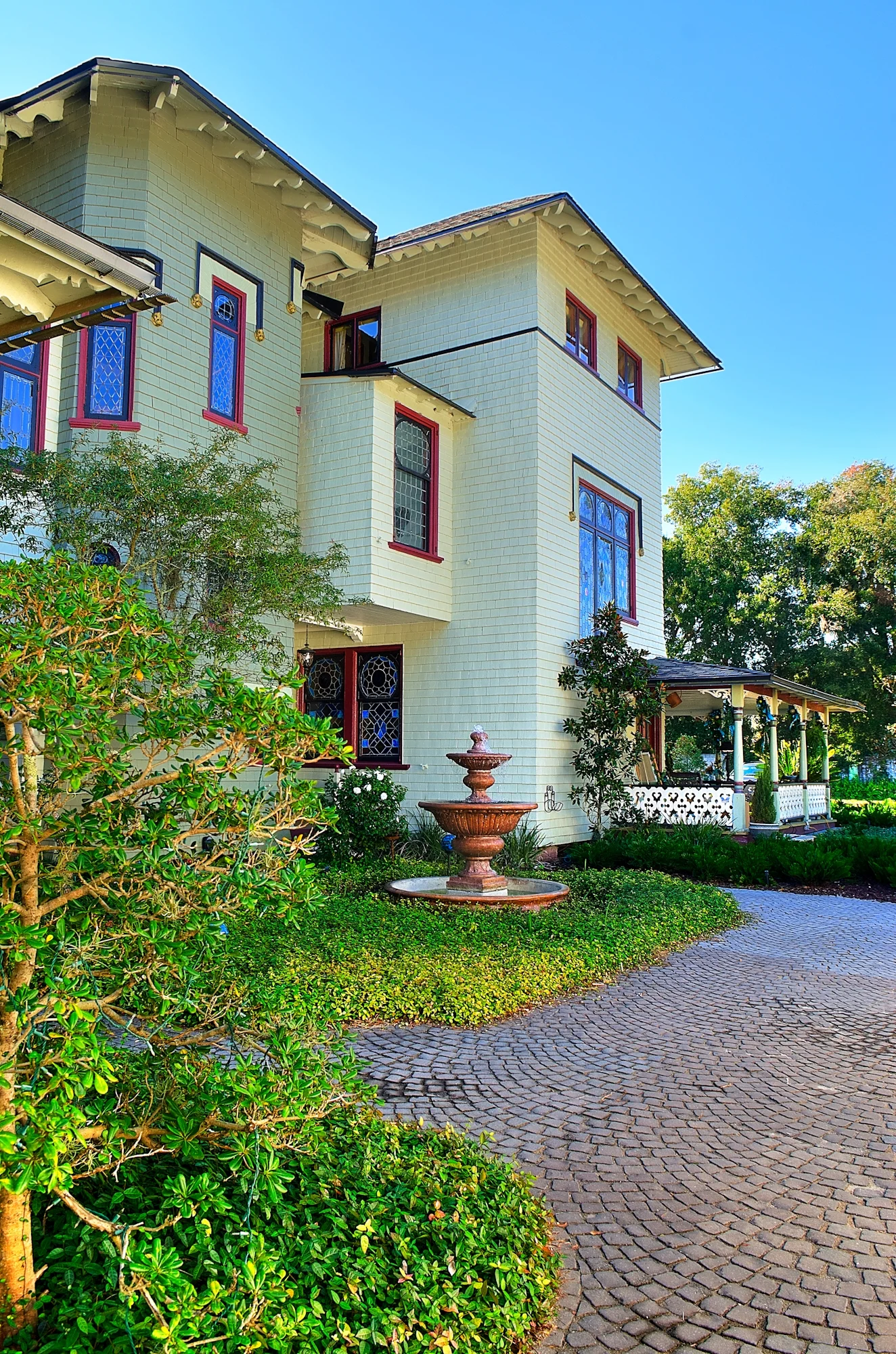 mansion 34-b.jpg