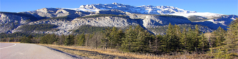 mountains bg image.jpg