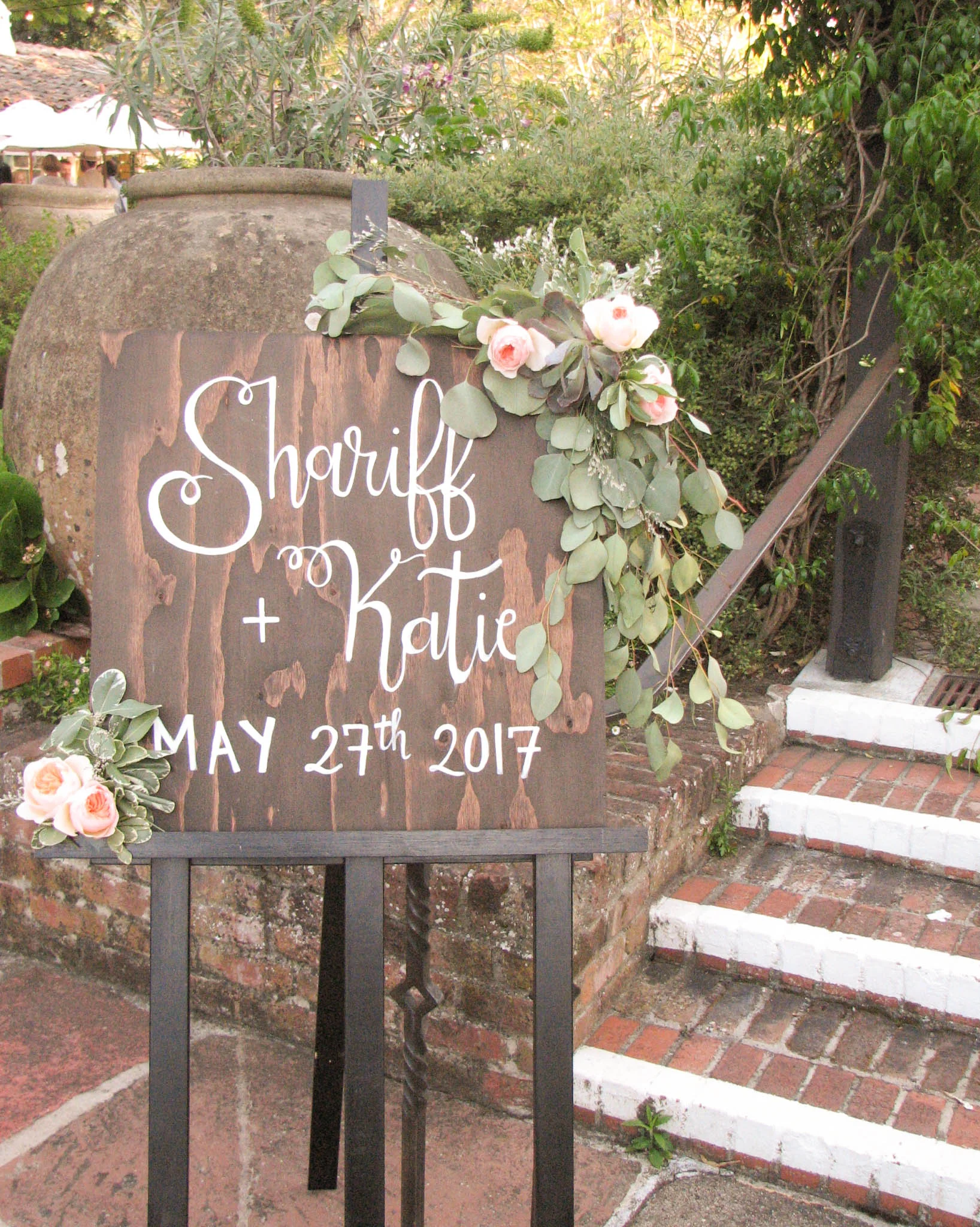 Signage by www.bellevuefloralco.com