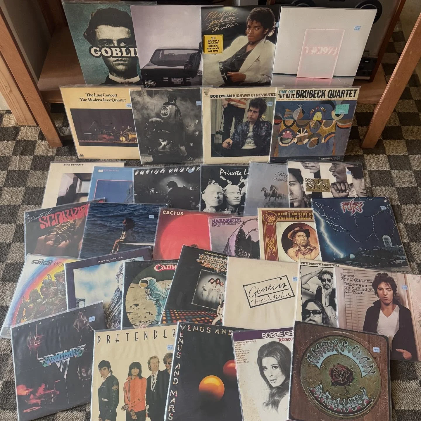 Happy Monday y&rsquo;all. Putting out a fresh stack of new arrivals. Come dig!  #vinyl #records #eaglerock #recordcollection