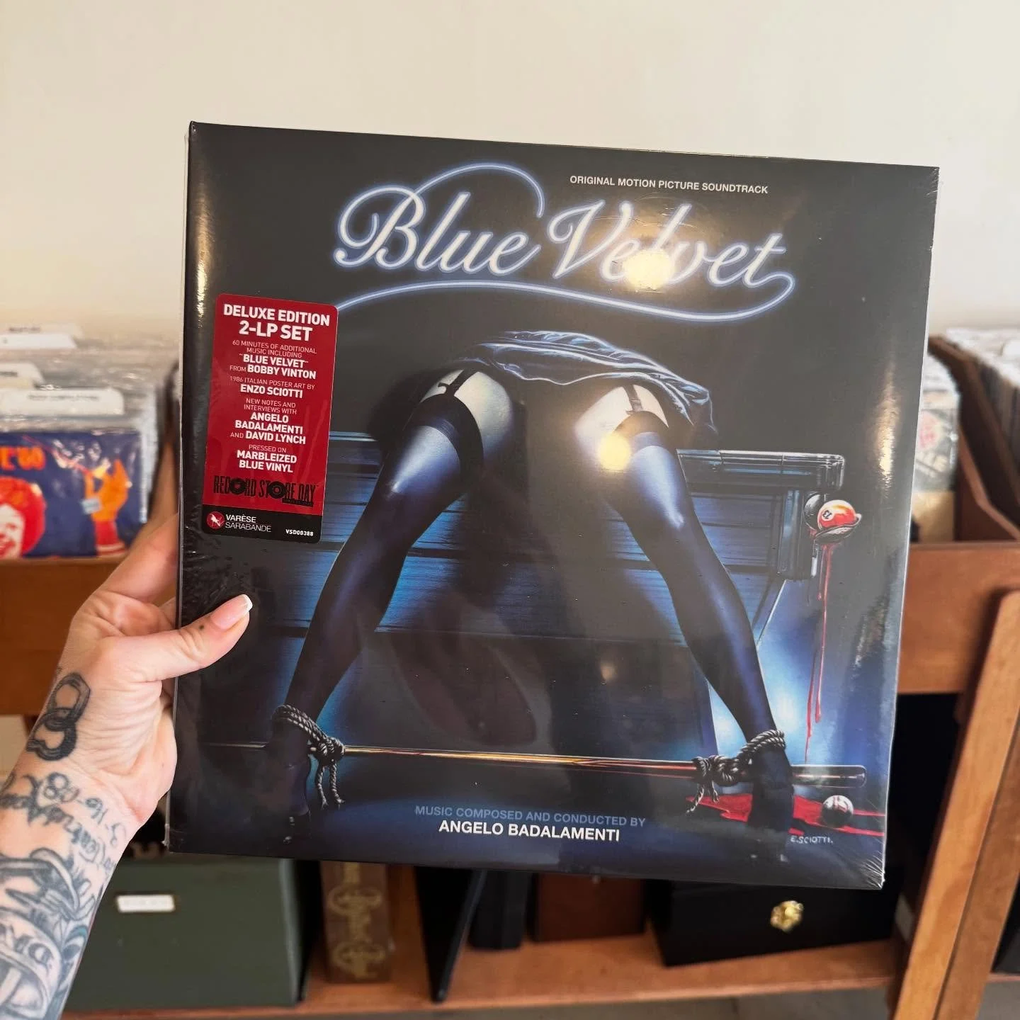 Stop by and grab this copy of Blue Velvet on the way to watch it @vidiots