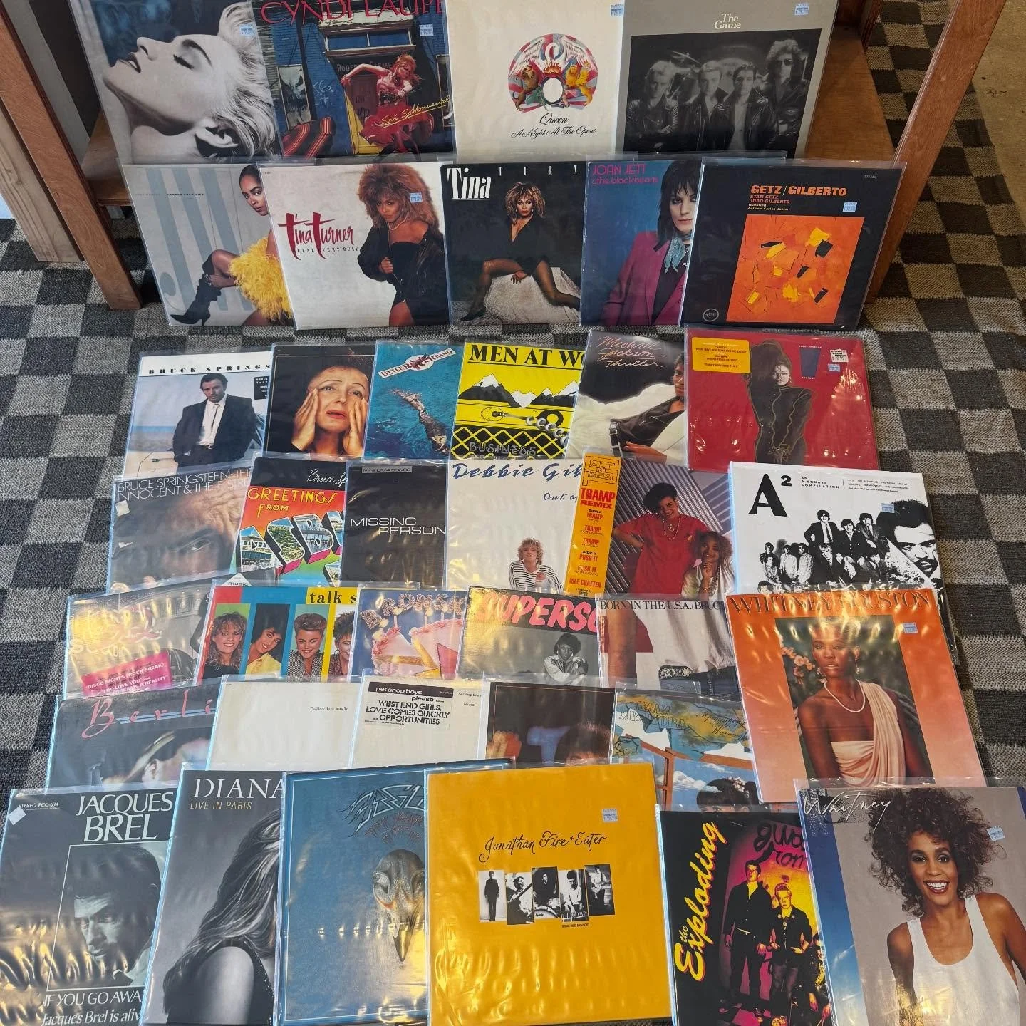 lots of new arrivals going out now. Open until 9 PM.  #vinyl #records #vinyljunkie #hifi #records