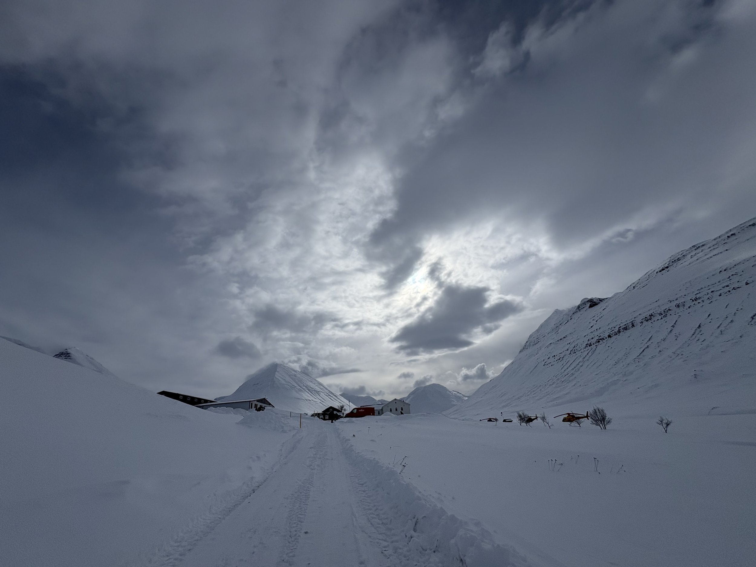 Heli Lodge overview.JPG