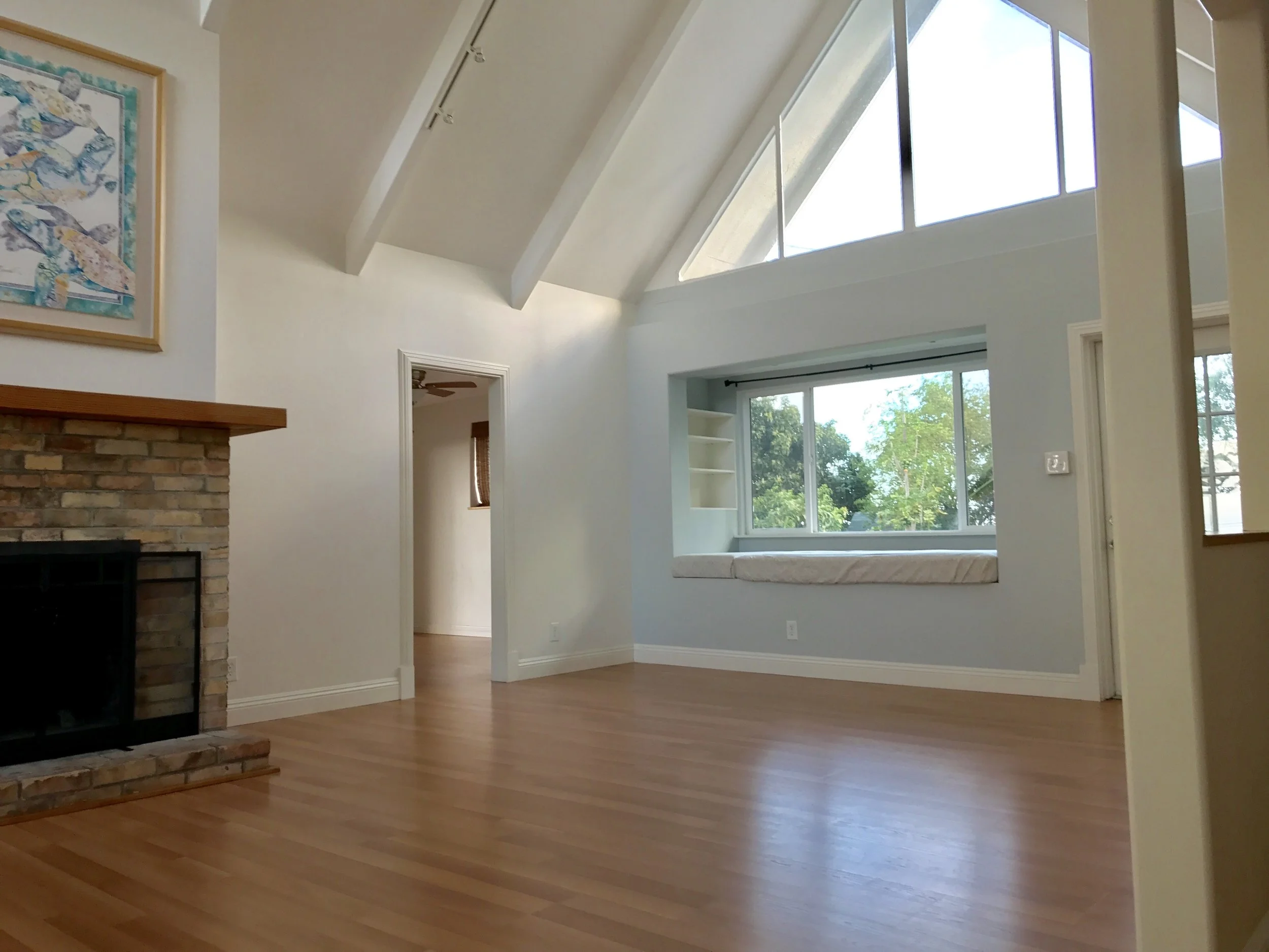 livingroom1.jpg