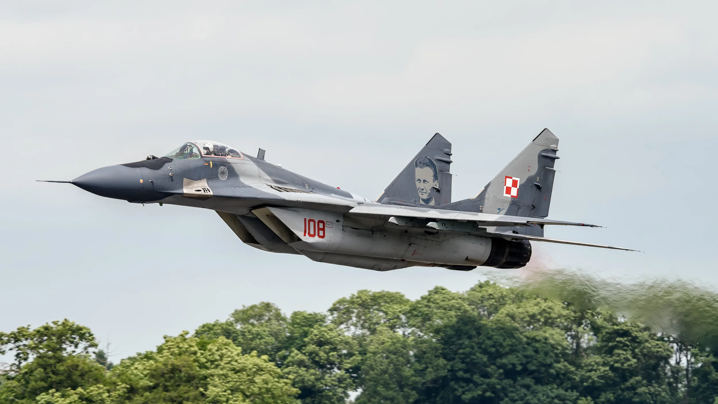 Polish Mig-29A Fulcrum 108 takes off