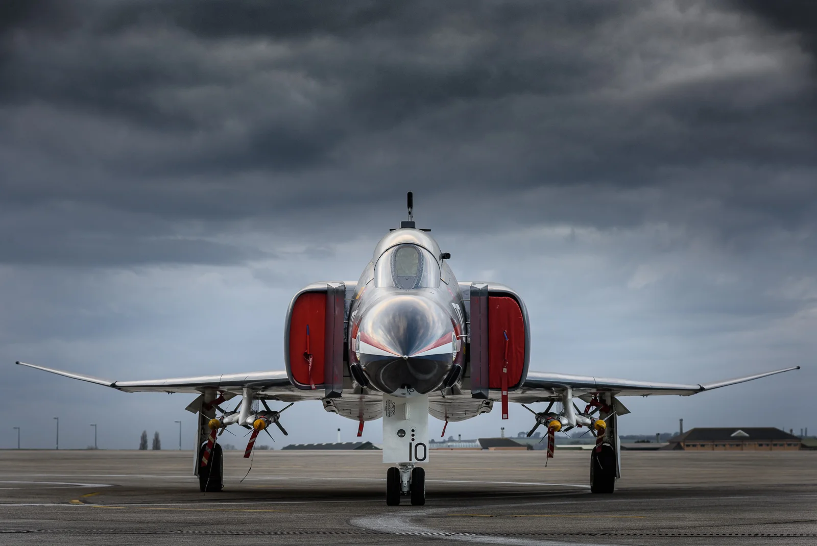 McDonnell-Douglas/BAC F-4K/M Phantom II XV586