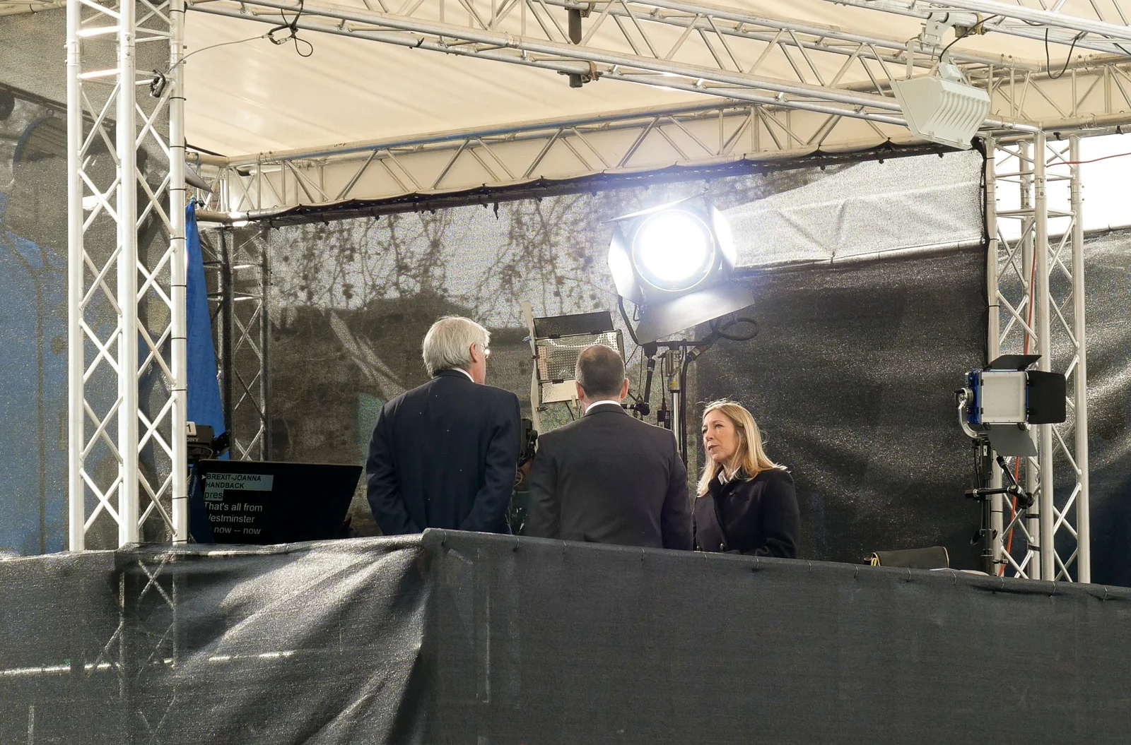 I think that is the TV news presenter Joanna Gosling at work in the BBC’s gazebo