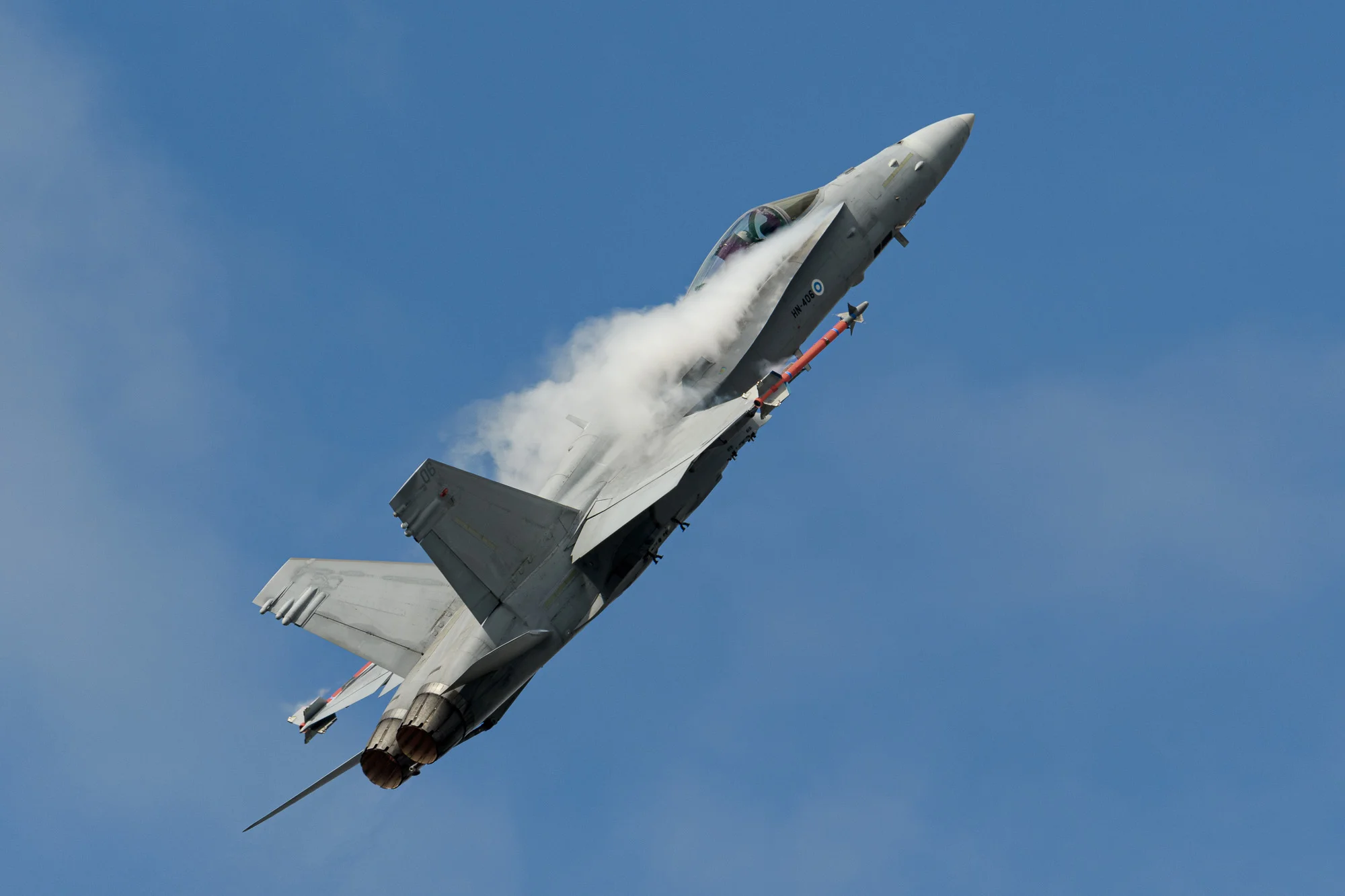 The Finnish F-18 gave a fabulous display