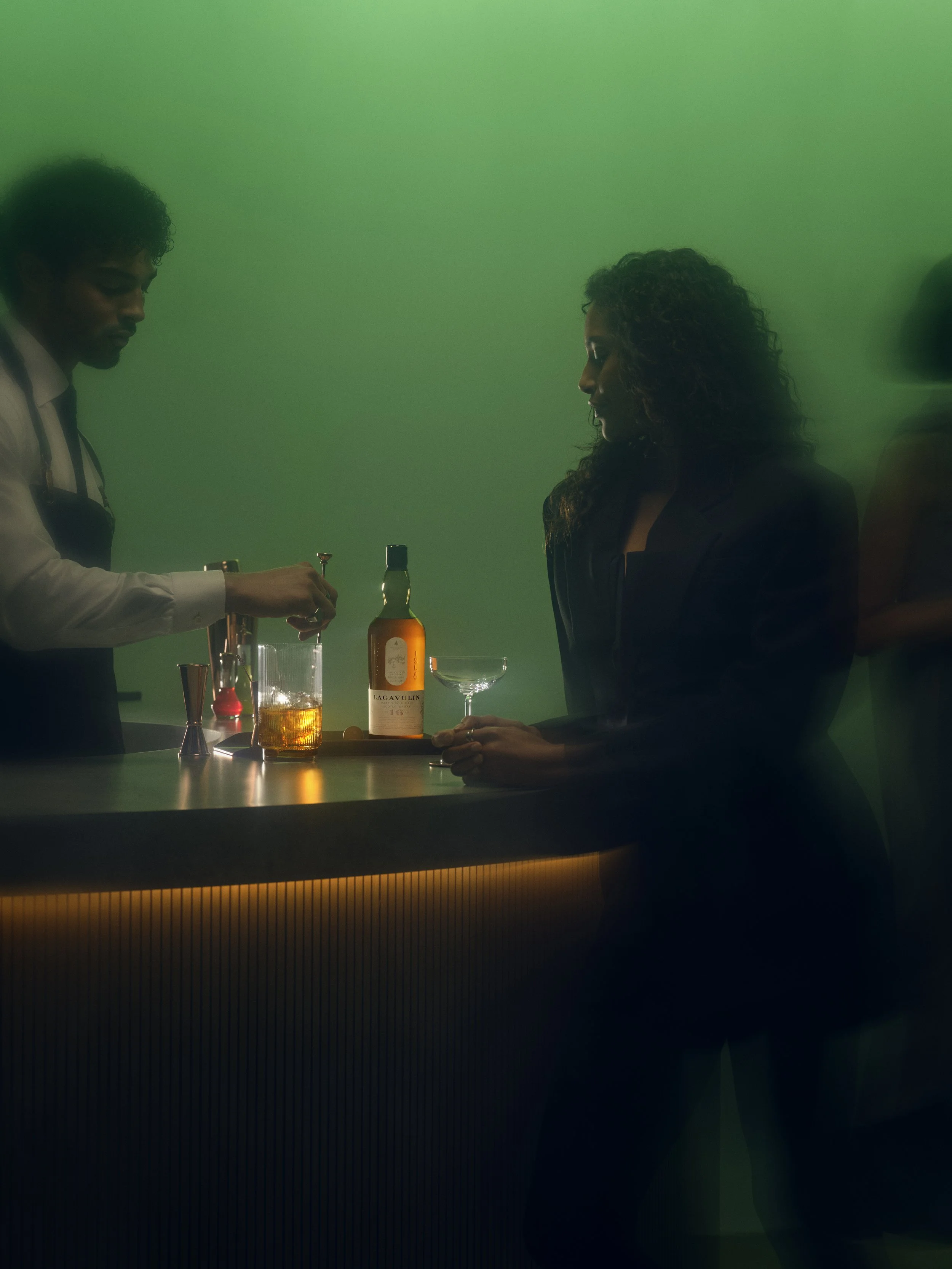 NAC_250213_06_LAGAVULIN_BAR_OCCASION_STILL_0166 (2).jpg