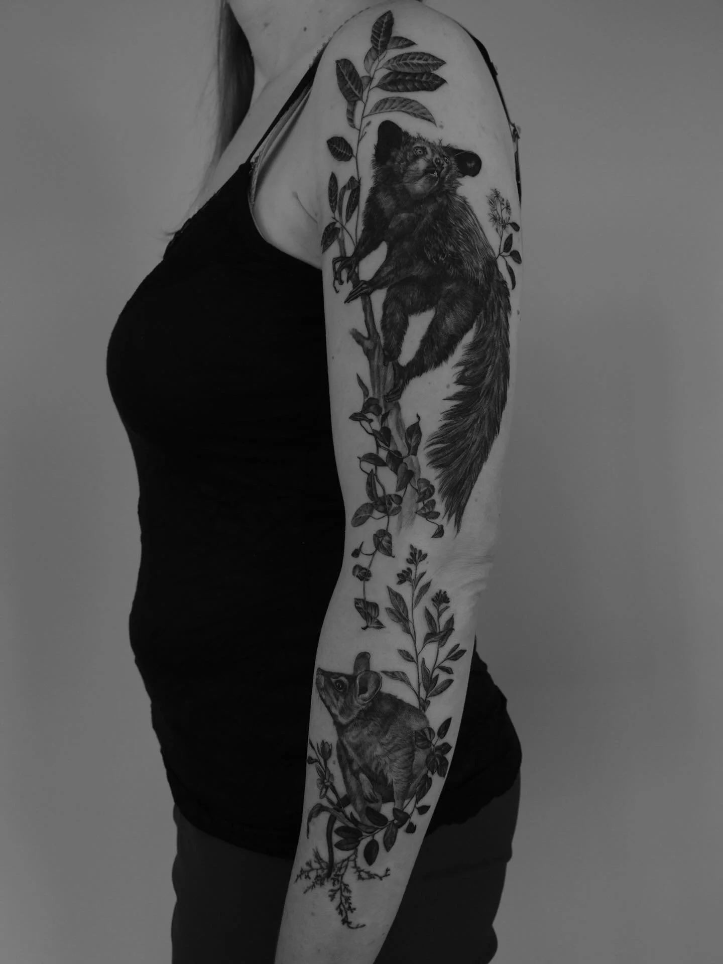 Can u guess the animals?

Ok here we go! Two days in a row, 6+ hours each 😬🫶
Wendy came all the way from Nebraska US to Leipzig Germany, took 4 flights (cause sometimes airlines are just not reliable) to get some of her favorite animals tattooed!
W