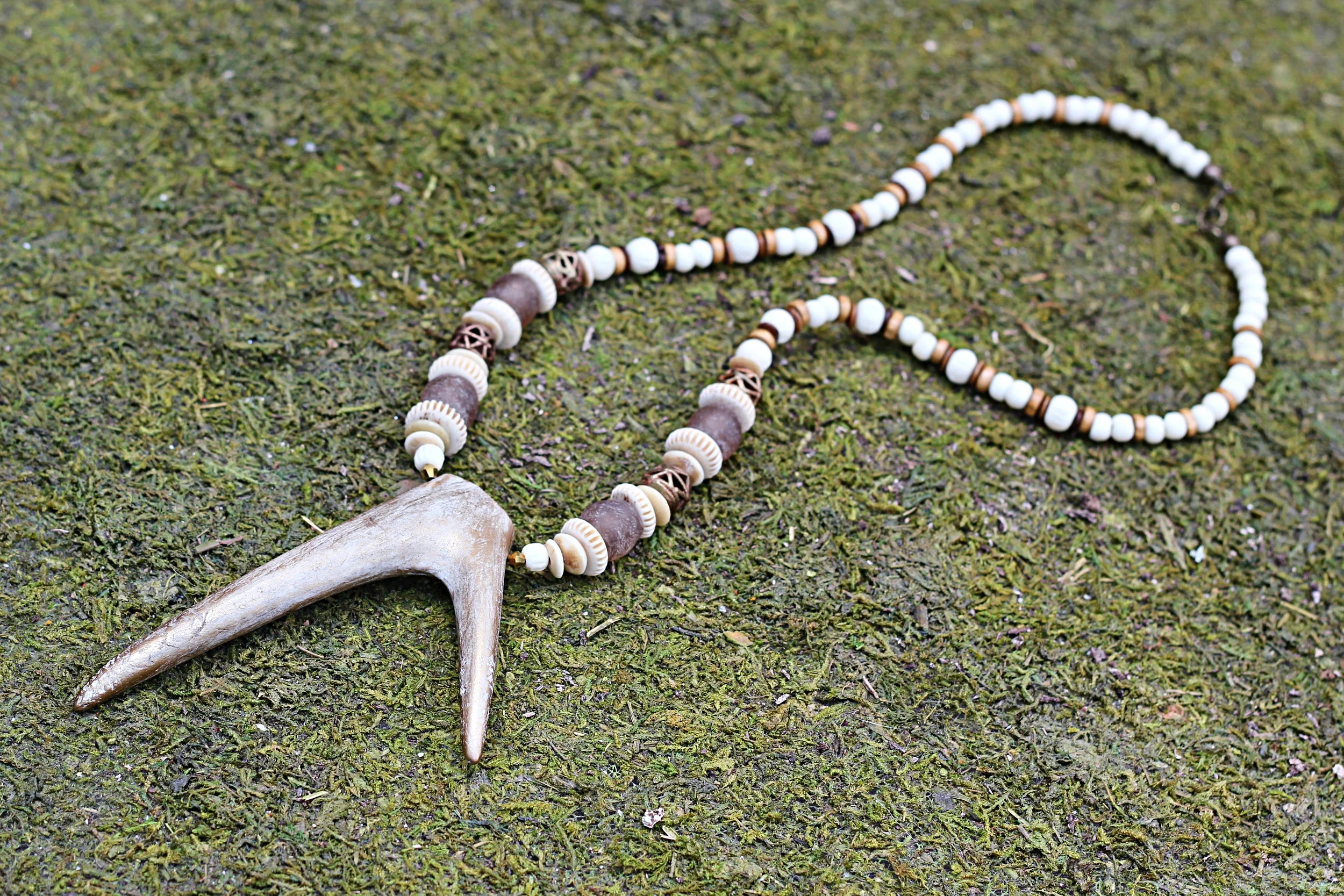 Double Tip Antler with Lite Gold Brushing