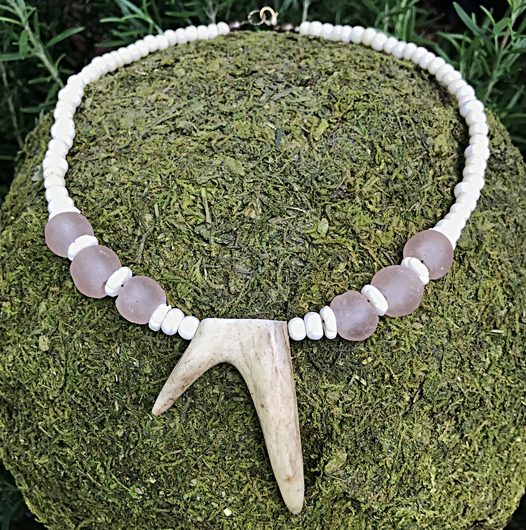 Double Tip Antler Collar