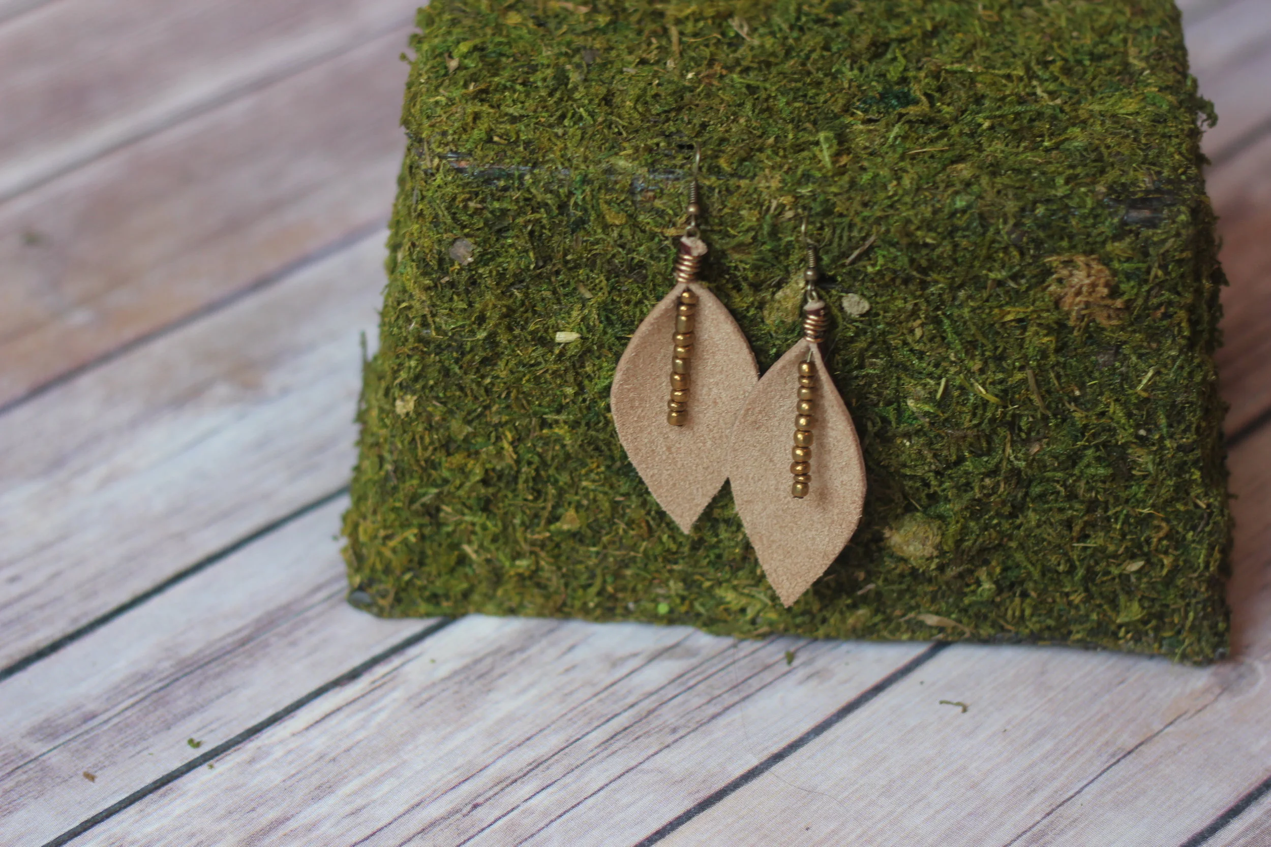 Leather Leaves with Hematite