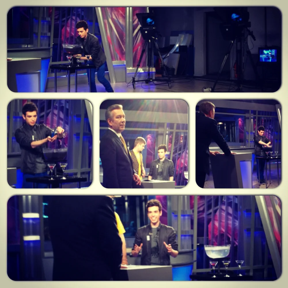 Interview and performance of 'Sand' in the OHT studio.