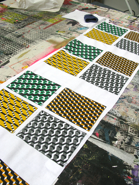 screenprinting_and_dying_fabric2.jpg